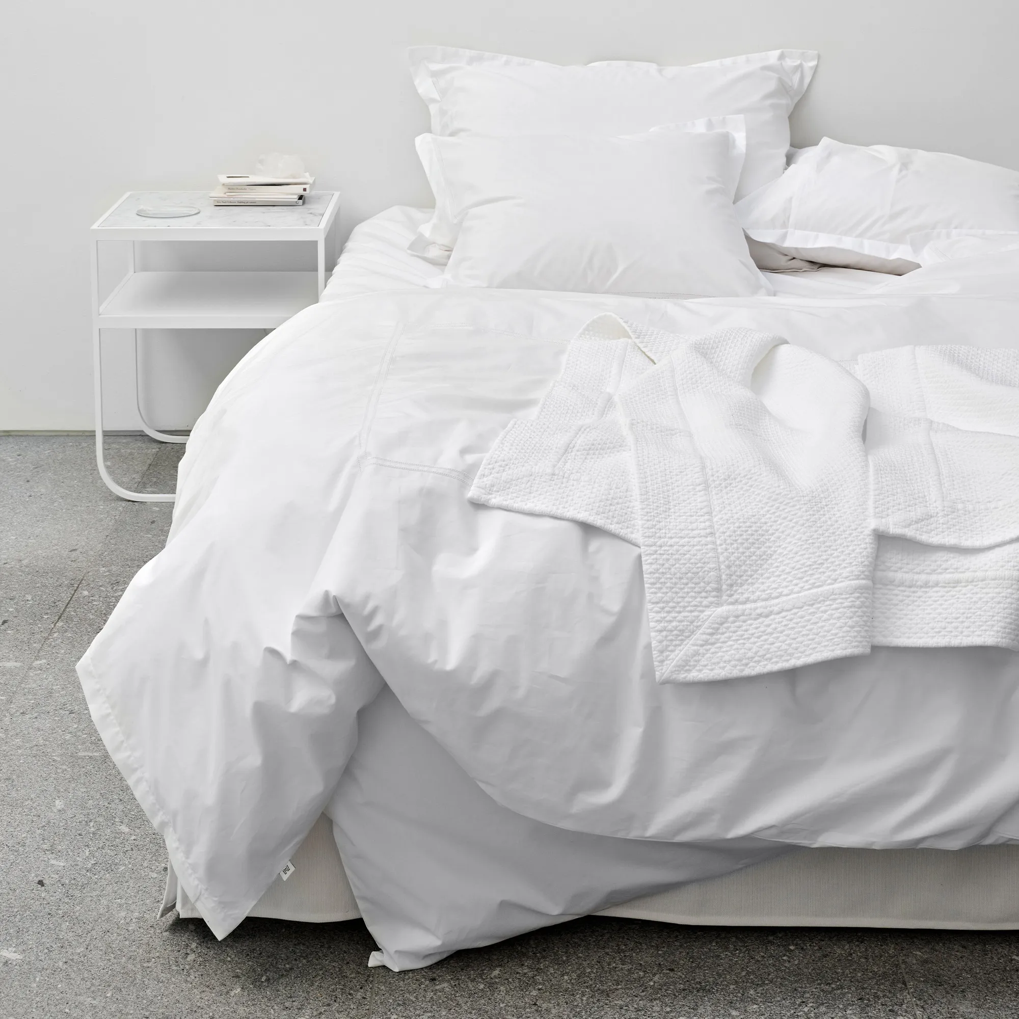 Ameno White sprei - 4
