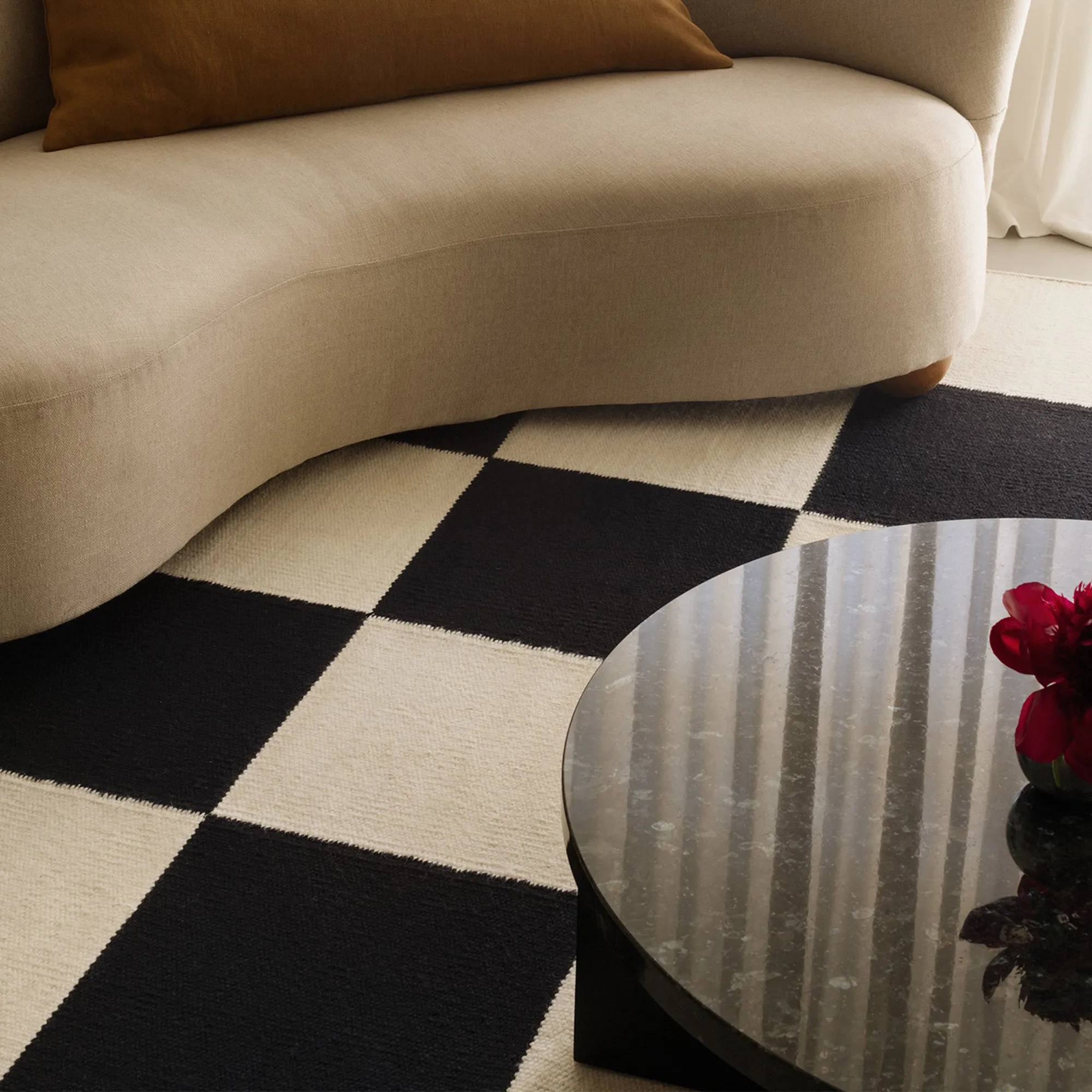 Square Black/Cream villamatto - 3