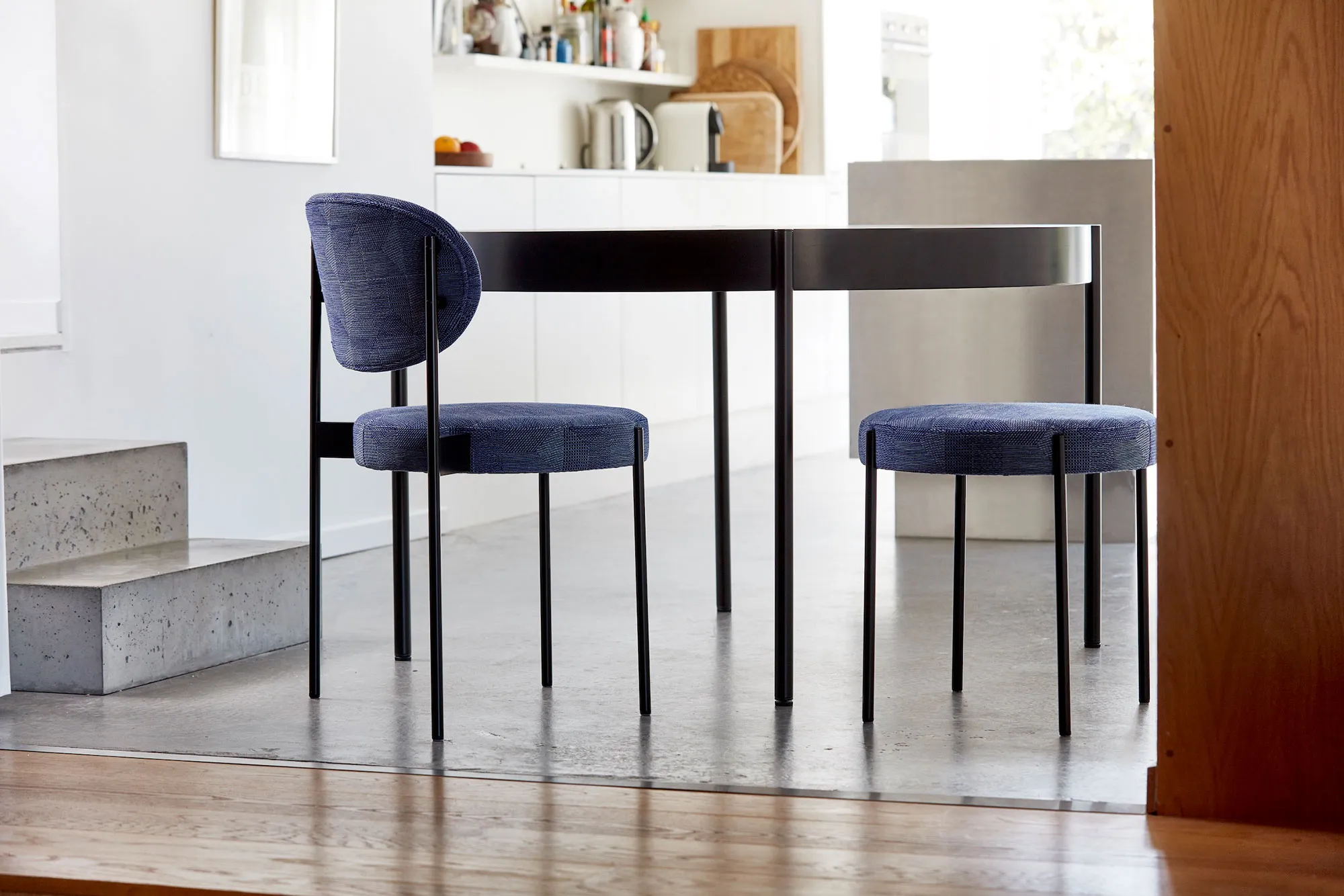 Series 430 Chair Black - 14