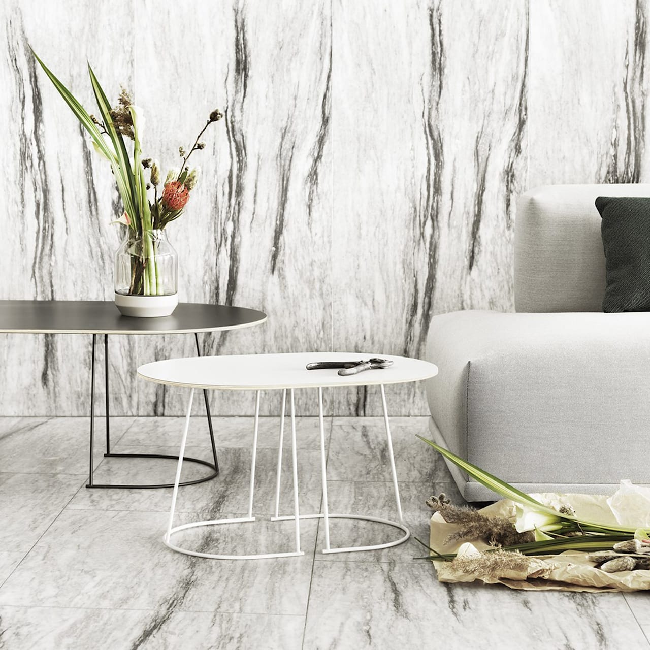 Köp Around Coffee Table - Large från Muuto | Nordiska Galleriet