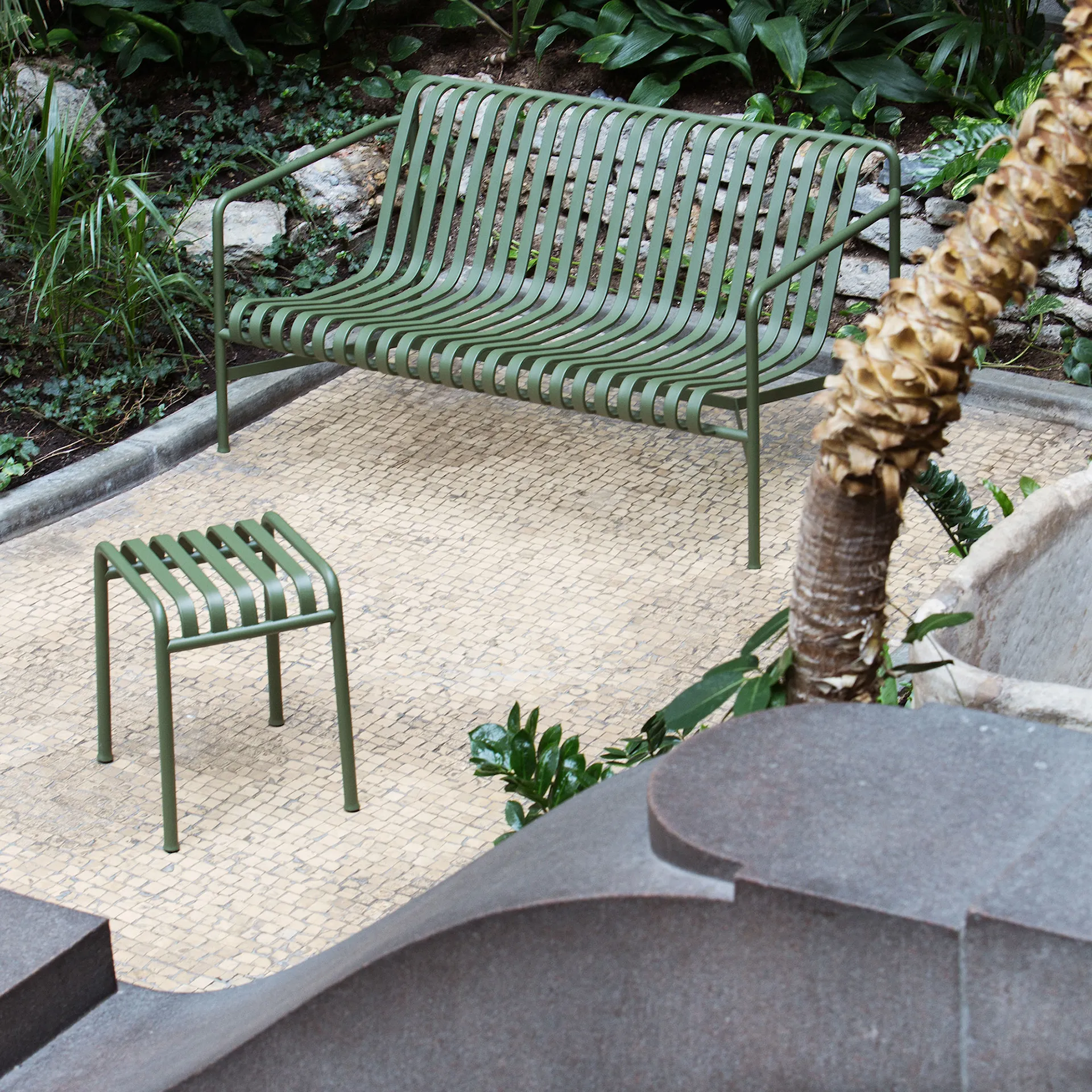 Palissade Outdoor Stool - HAY - Ronan & Erwan Bouroullec - NO GA