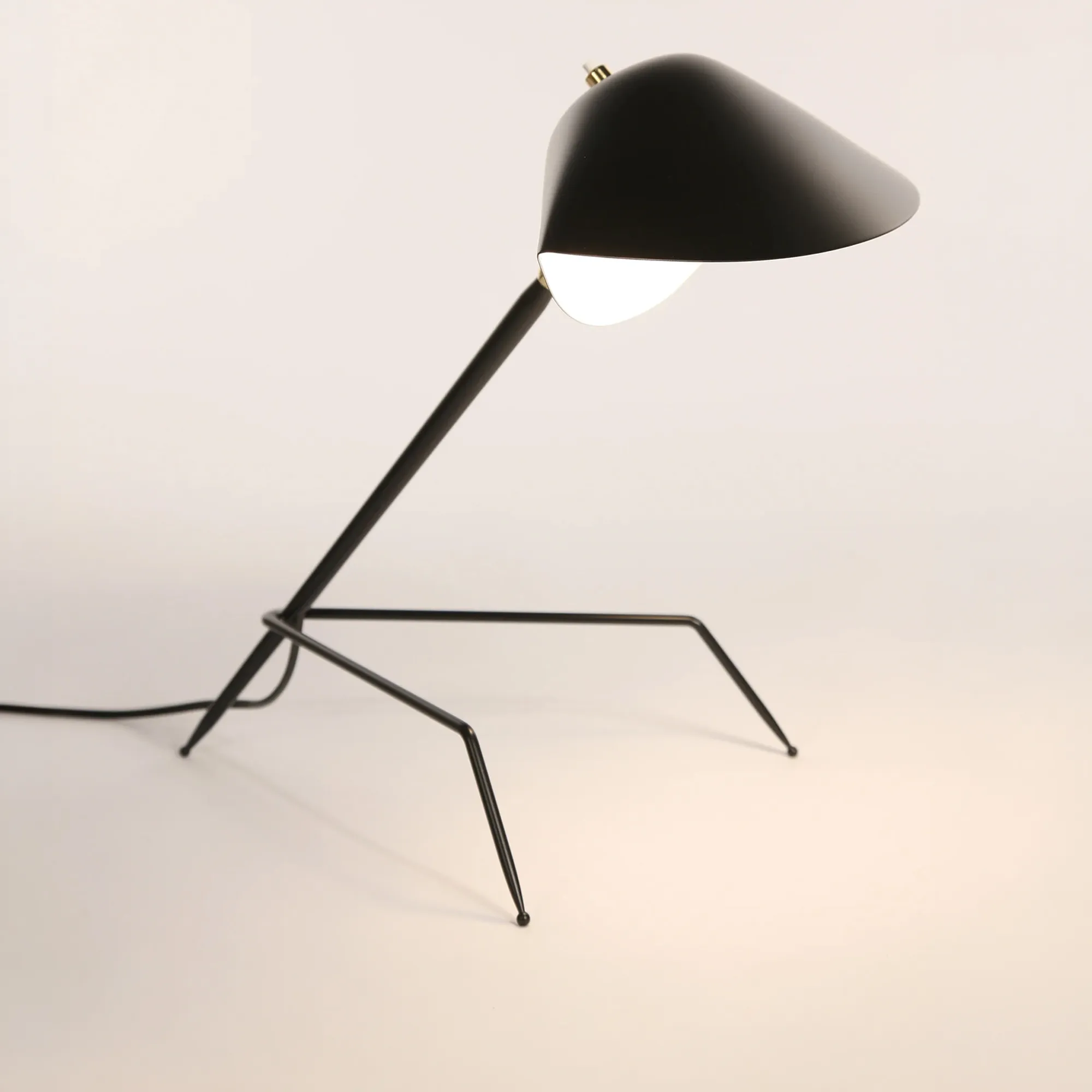 Tripod desk lamp - 2