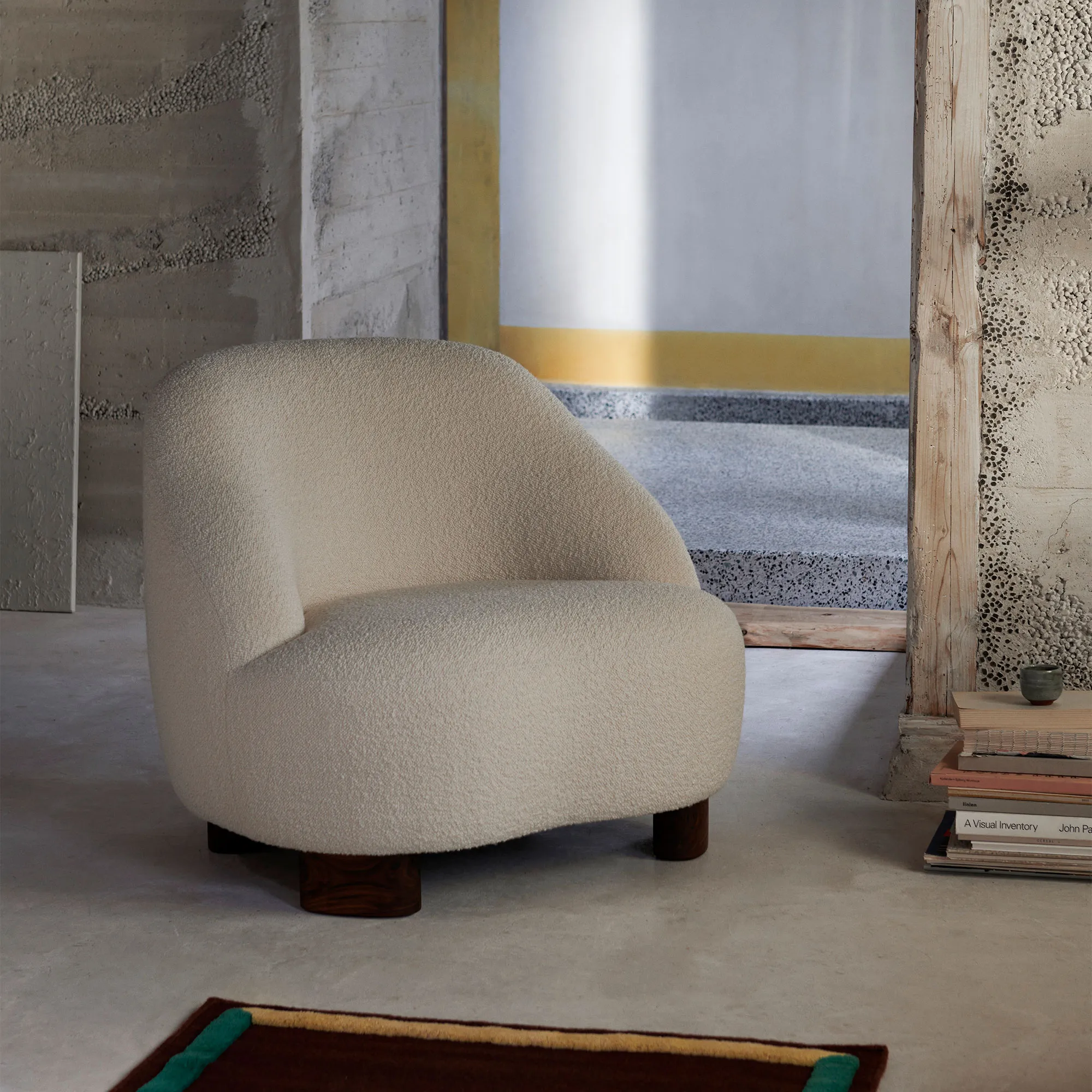 Margas Lounge Chair LC1 - 2