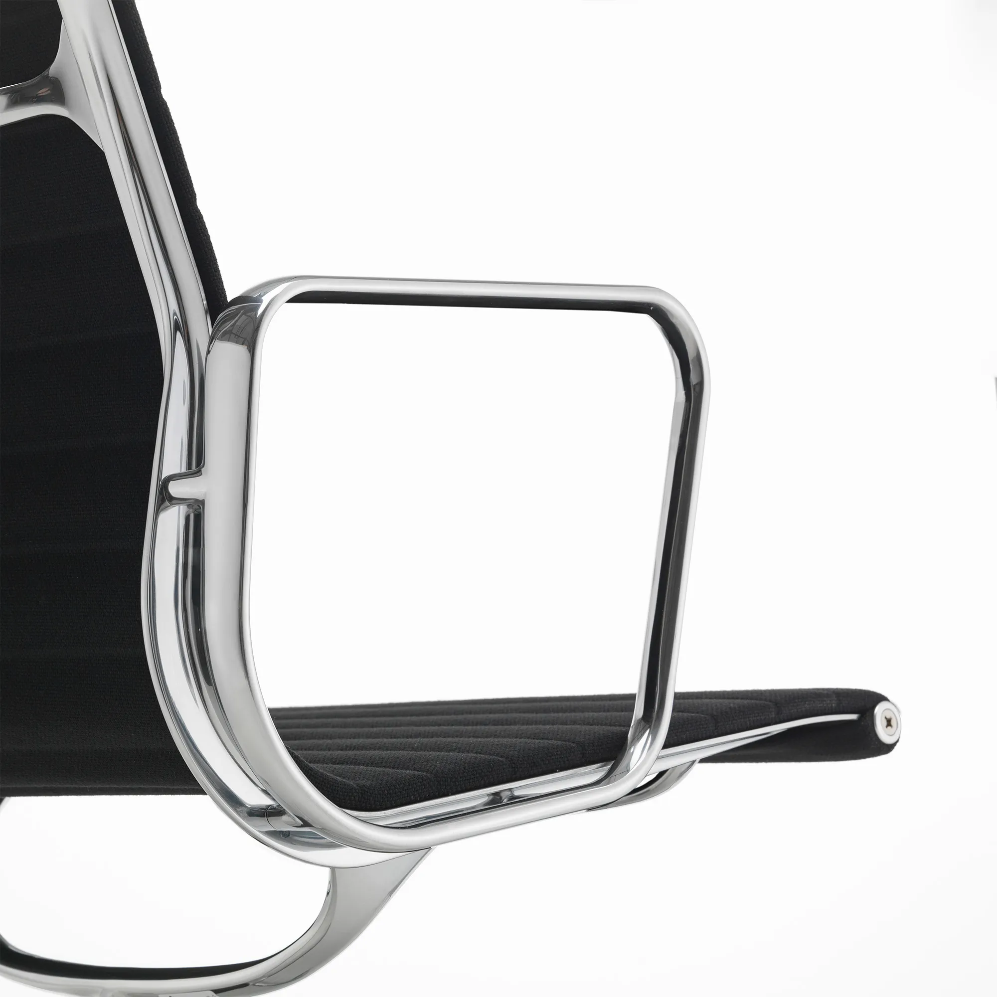 EA 108 Aluminium Chair - 13