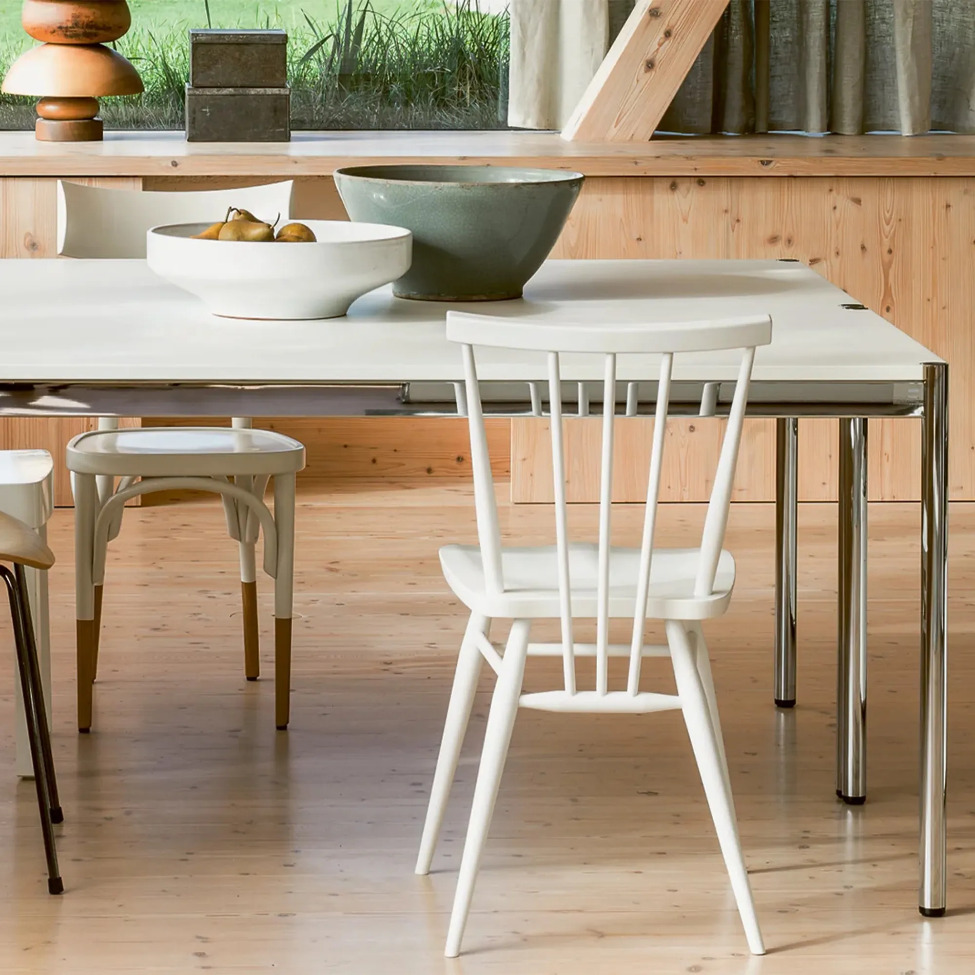 USM Haller T69 Dining Table - 3