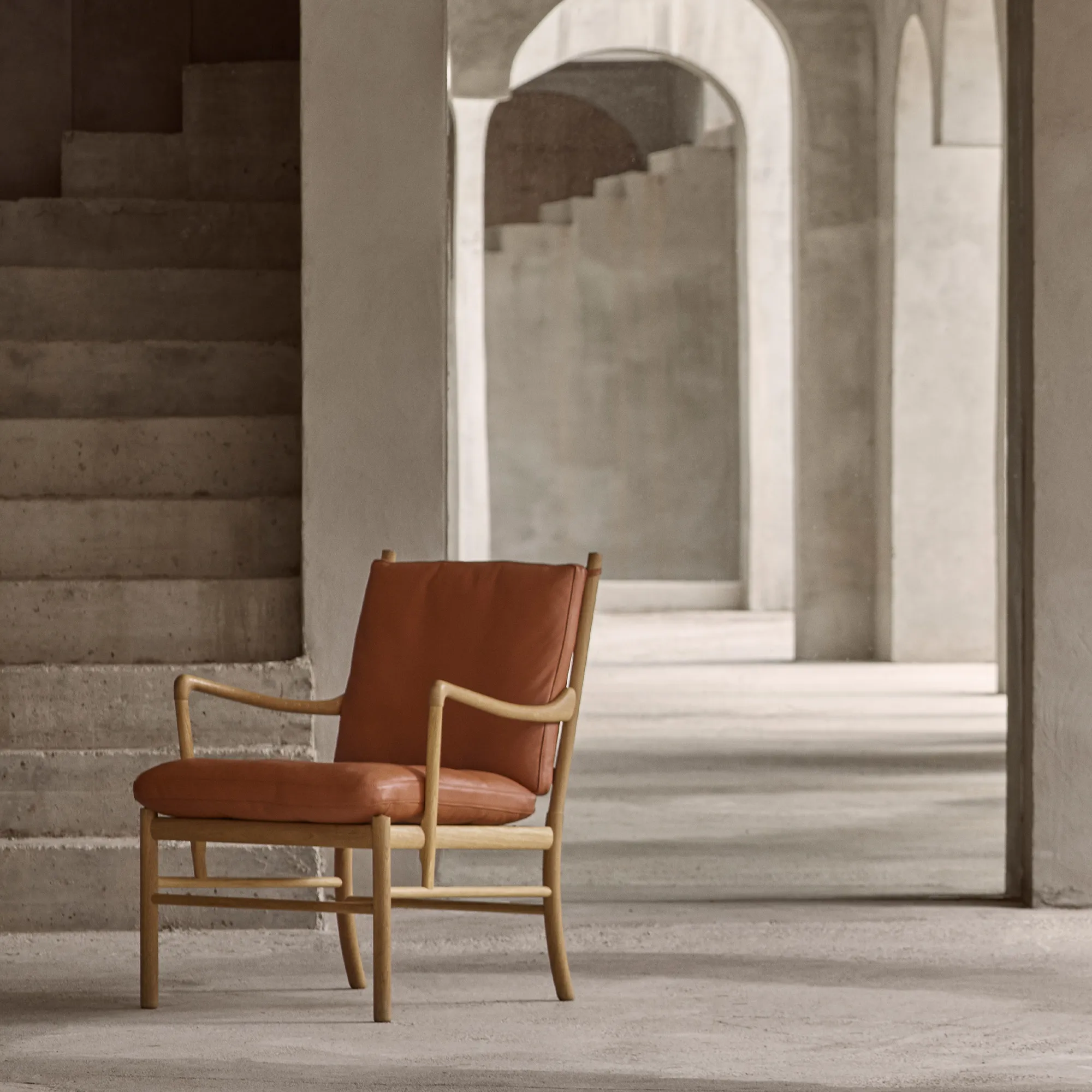 OW149 Colonial Chair Oak - 3