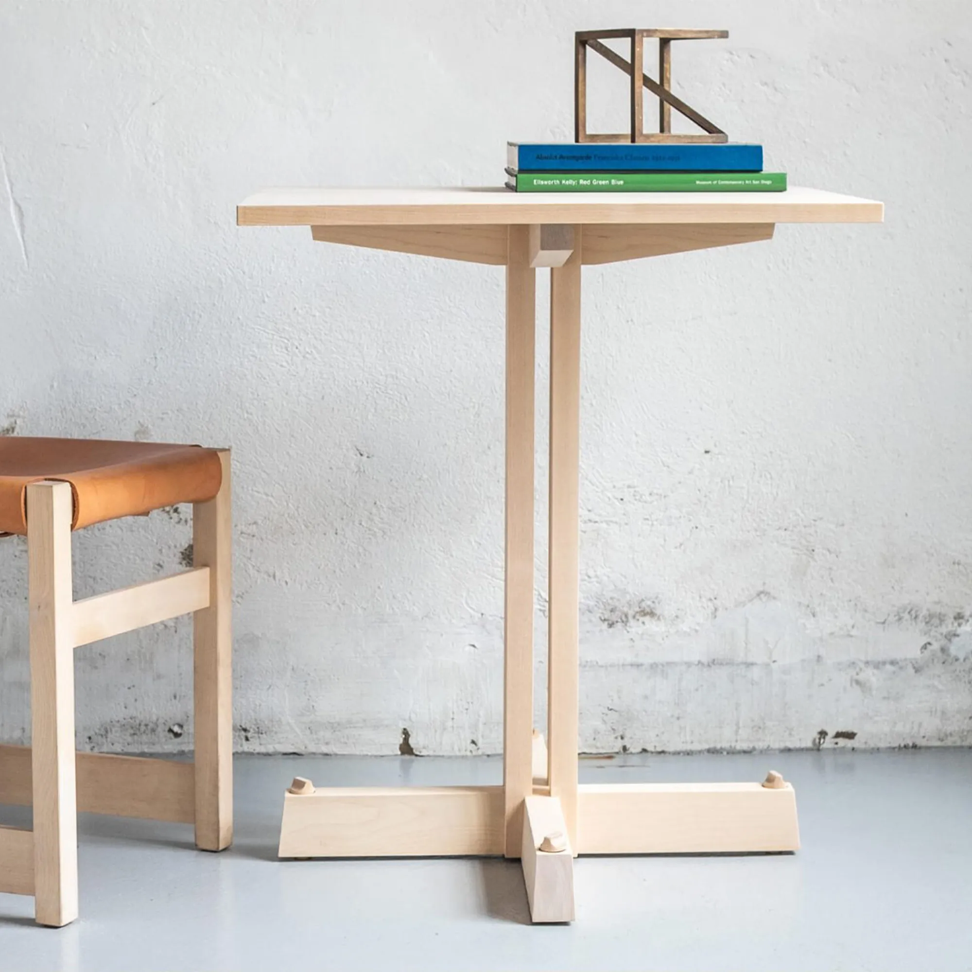 Café Table V.AS.01 - 2