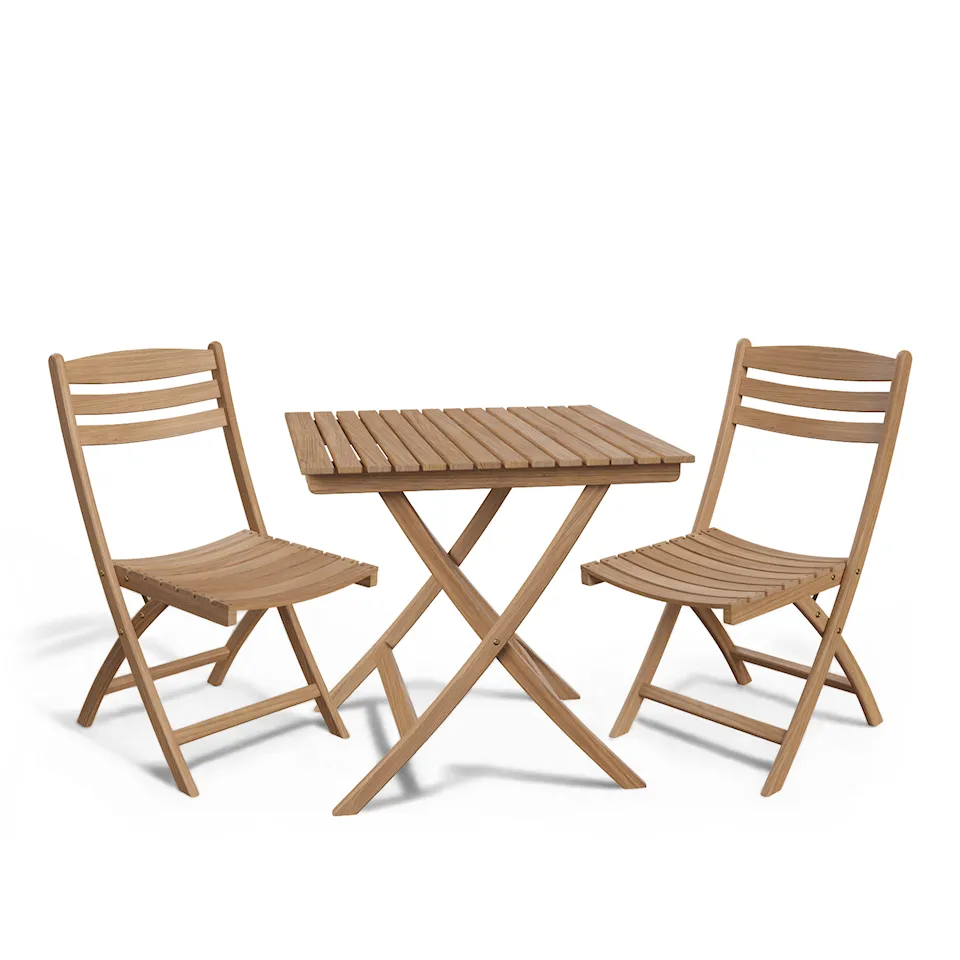 Selandia Square Outdoor Dining Table & 2 Outdoor Dining Chairs
