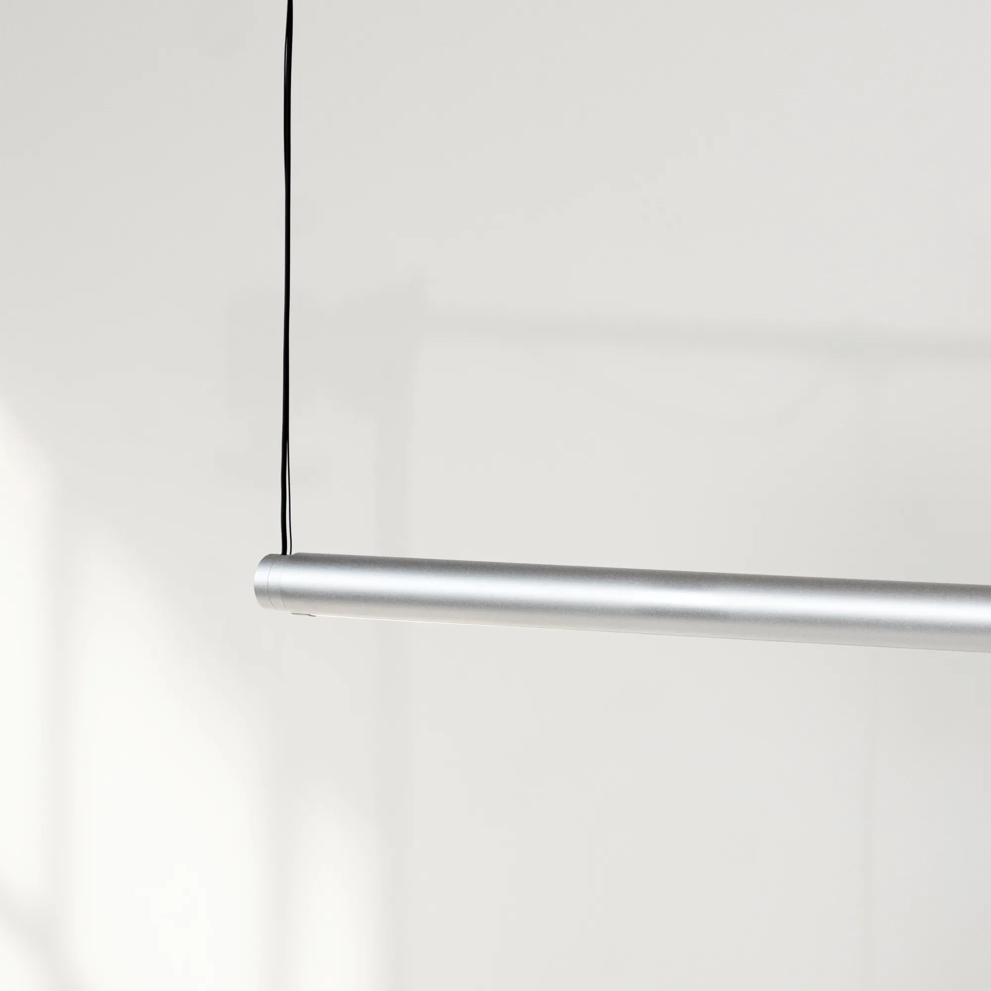 Factor Linear Suspension loftslampe 1500 Diffused