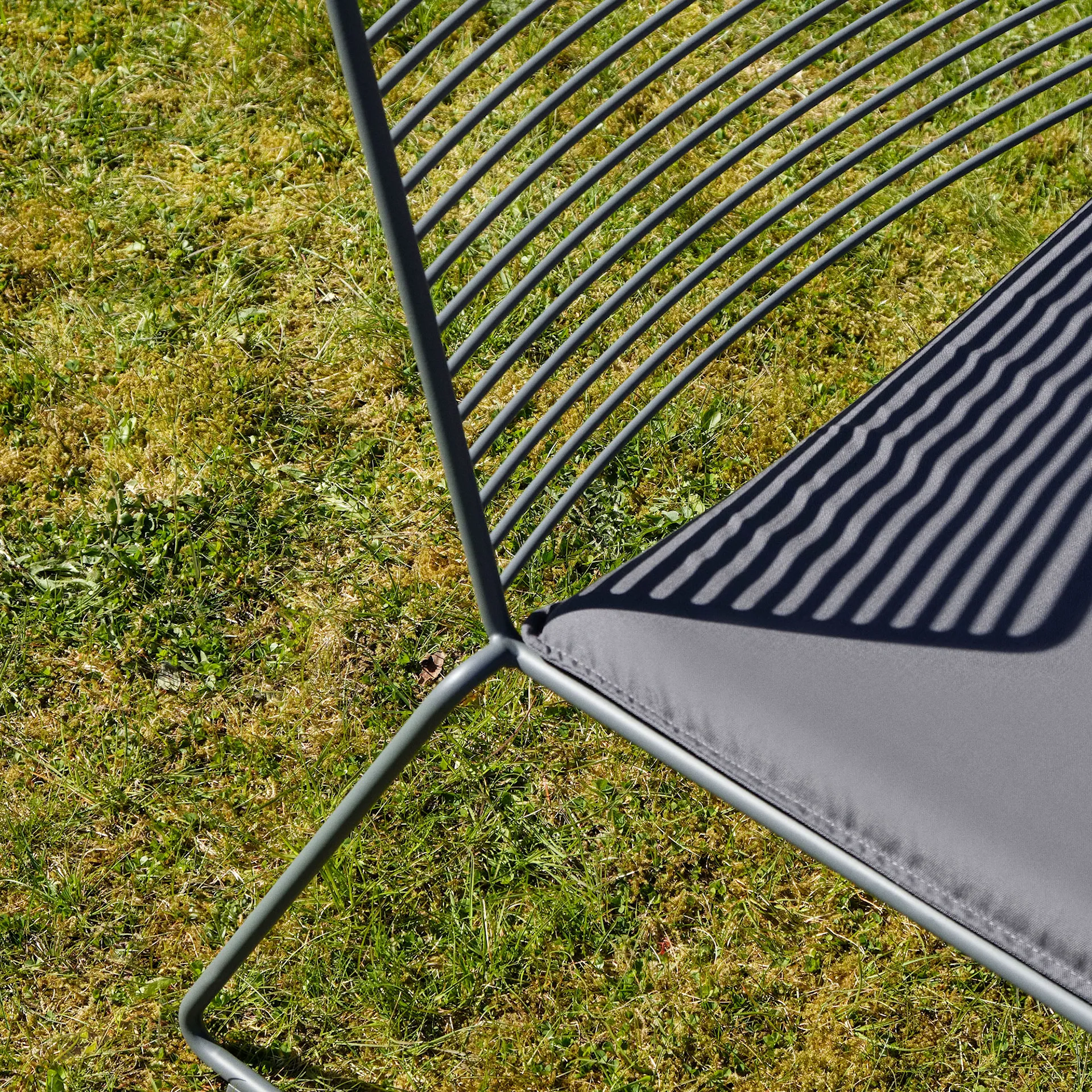 Hee Seat Cushion Outdoor Lounge Chair - HAY - NO GA