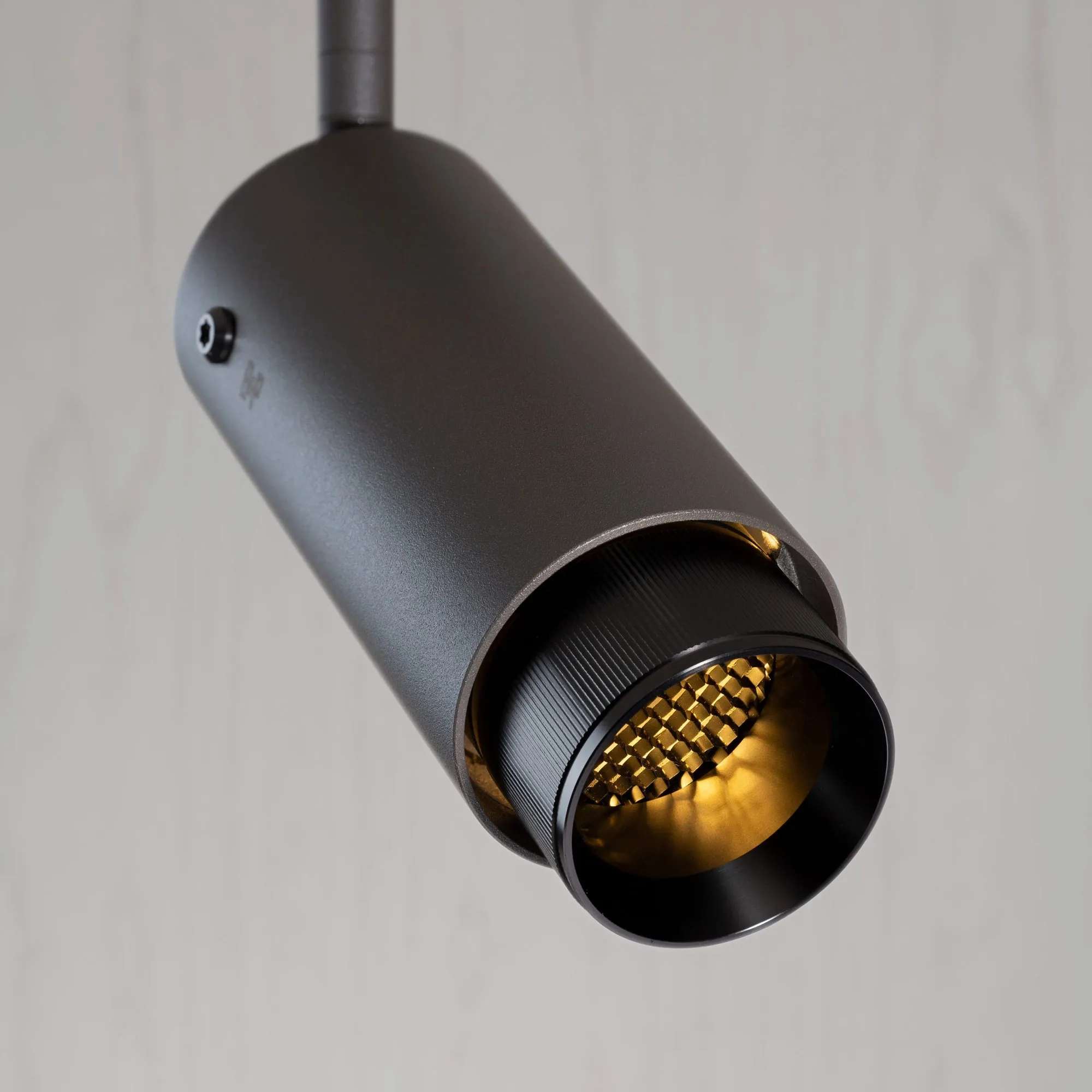 Exhaust Spot Graphite - 2