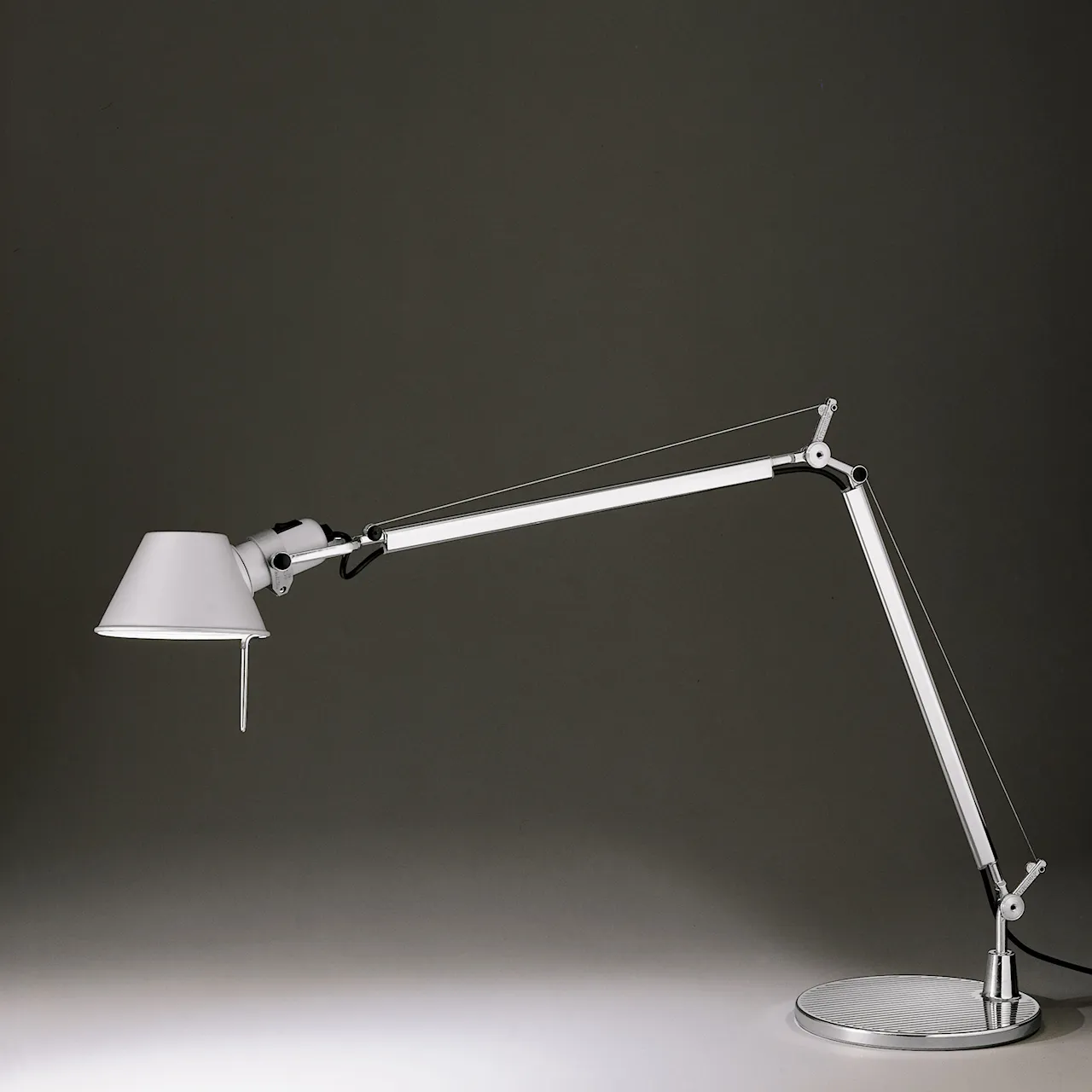 Tolomeo LED Table