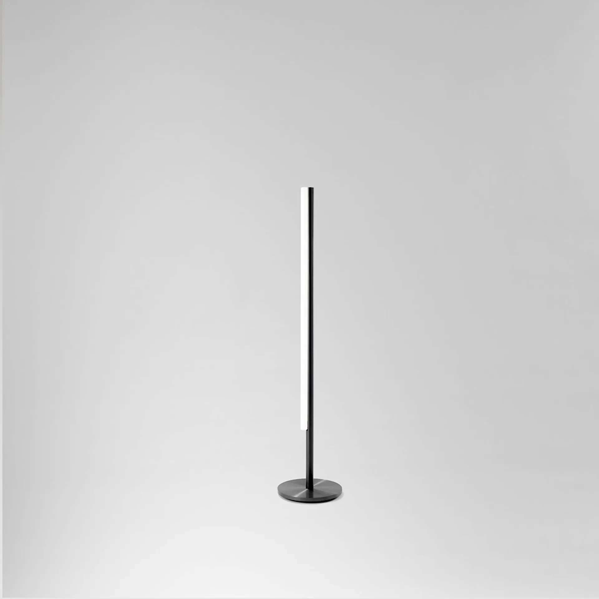 One Well Known Sequence Floor Lamp 01 - Michael Anastassiades - Michael Anastassiades - NO GA