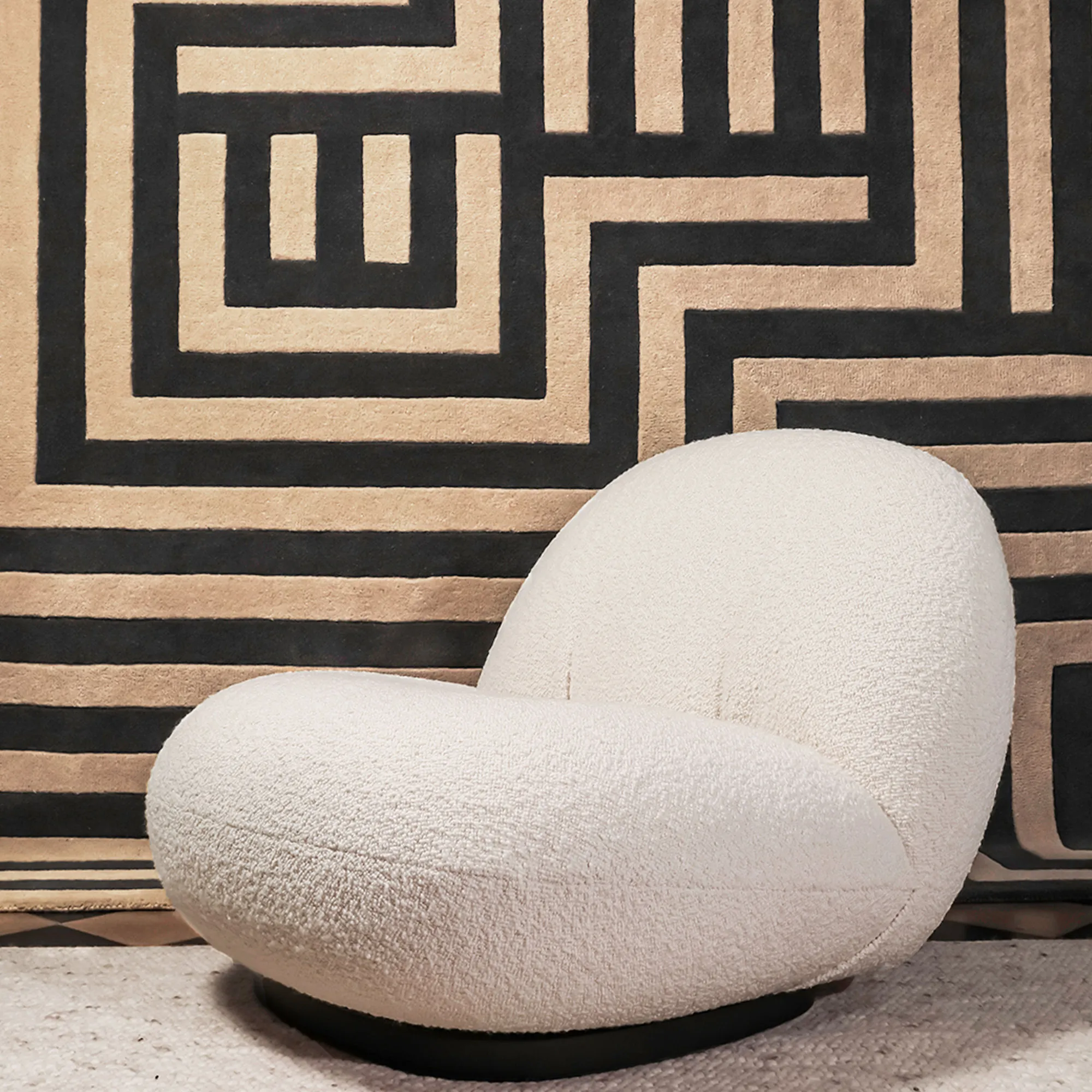 Pacha Lounge Chair Soft Black - 2