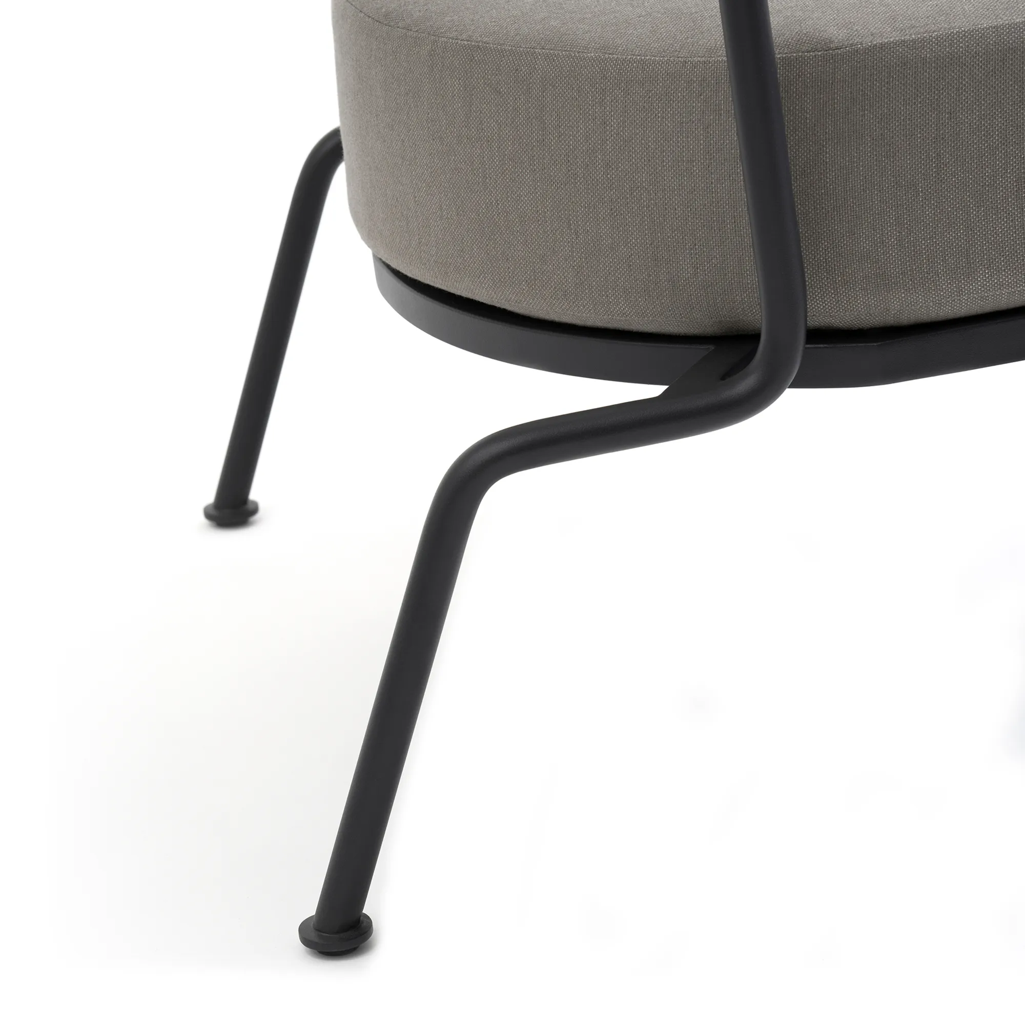 Arholma Lounge Chair - 4
