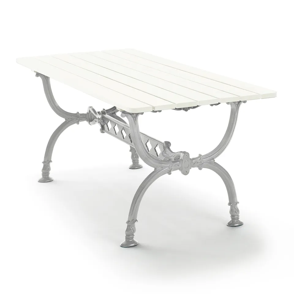 Byarum Table