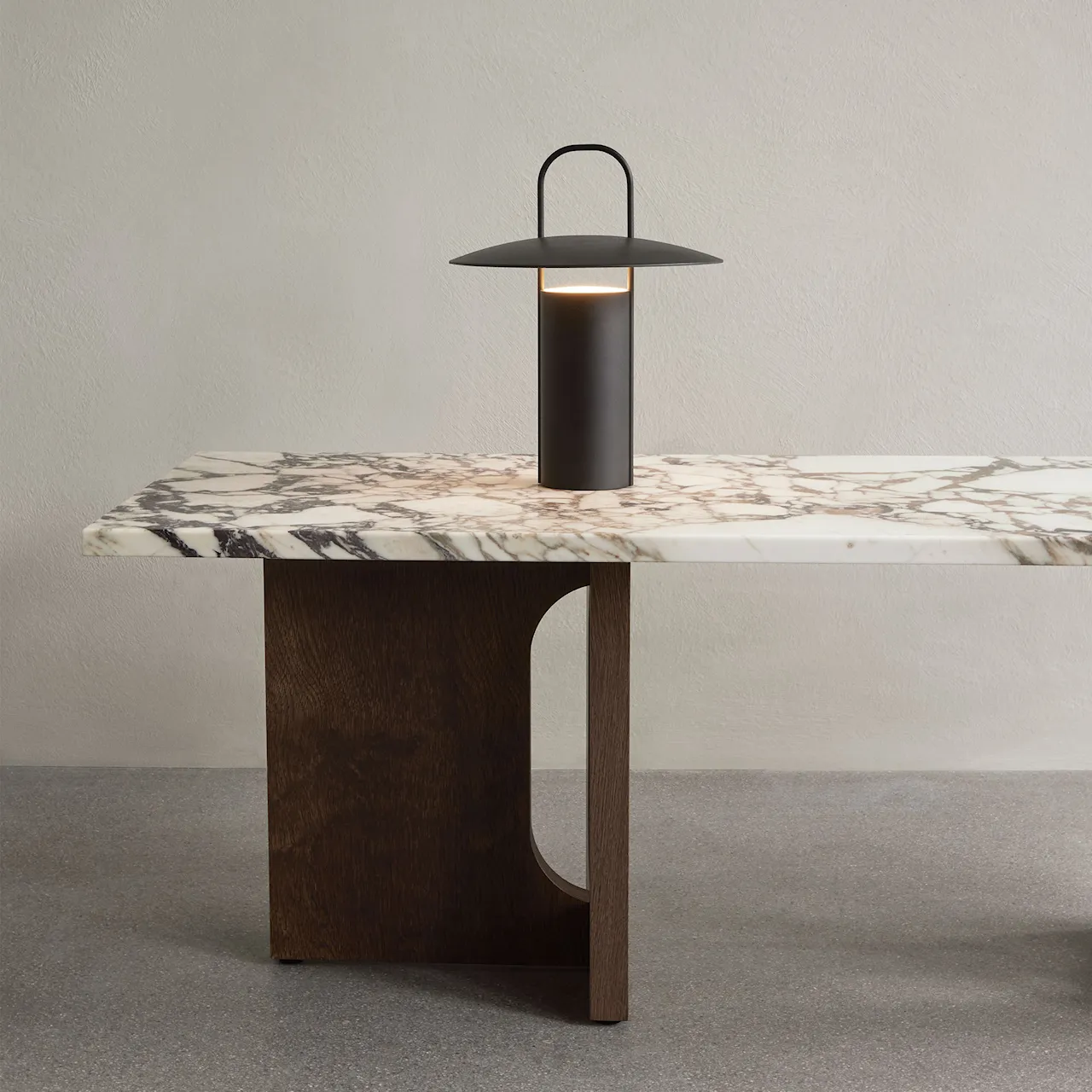 Androgyne Lounge Table