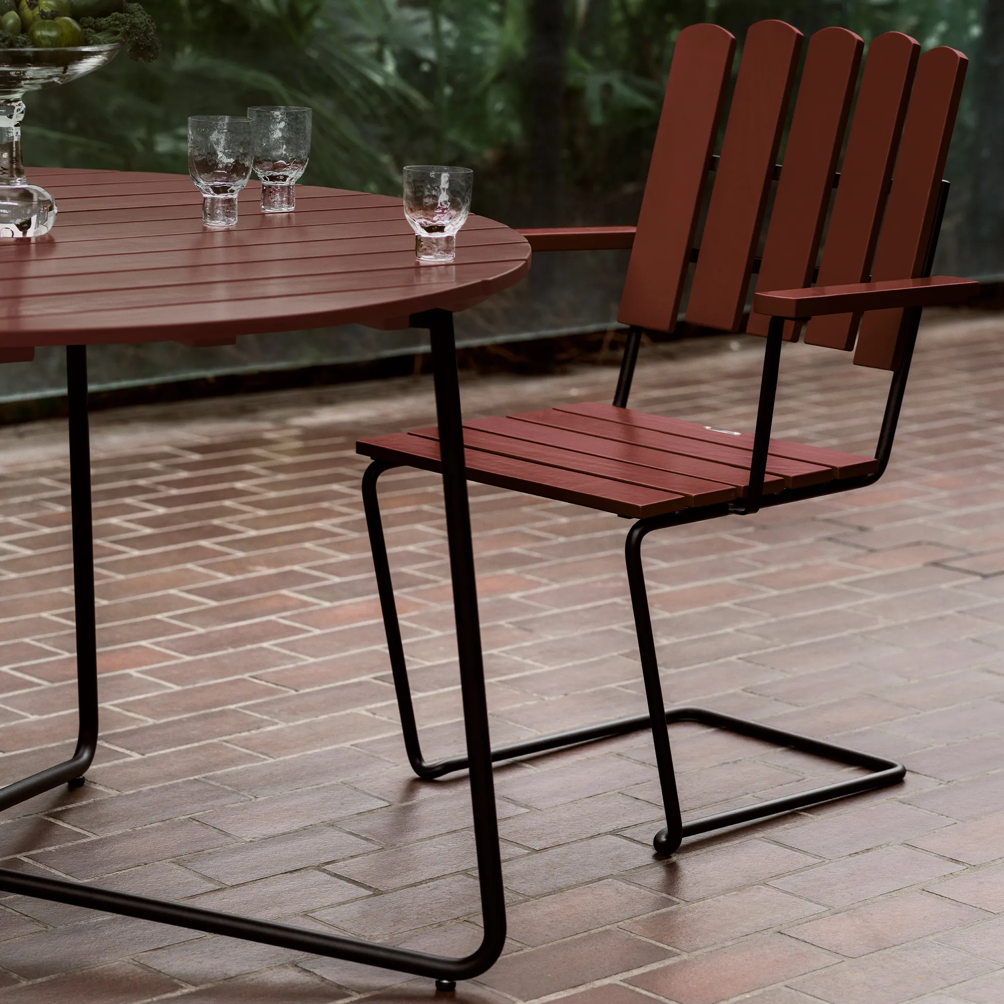 Tafel 9A buiteneettafel Ø120 cm - 8