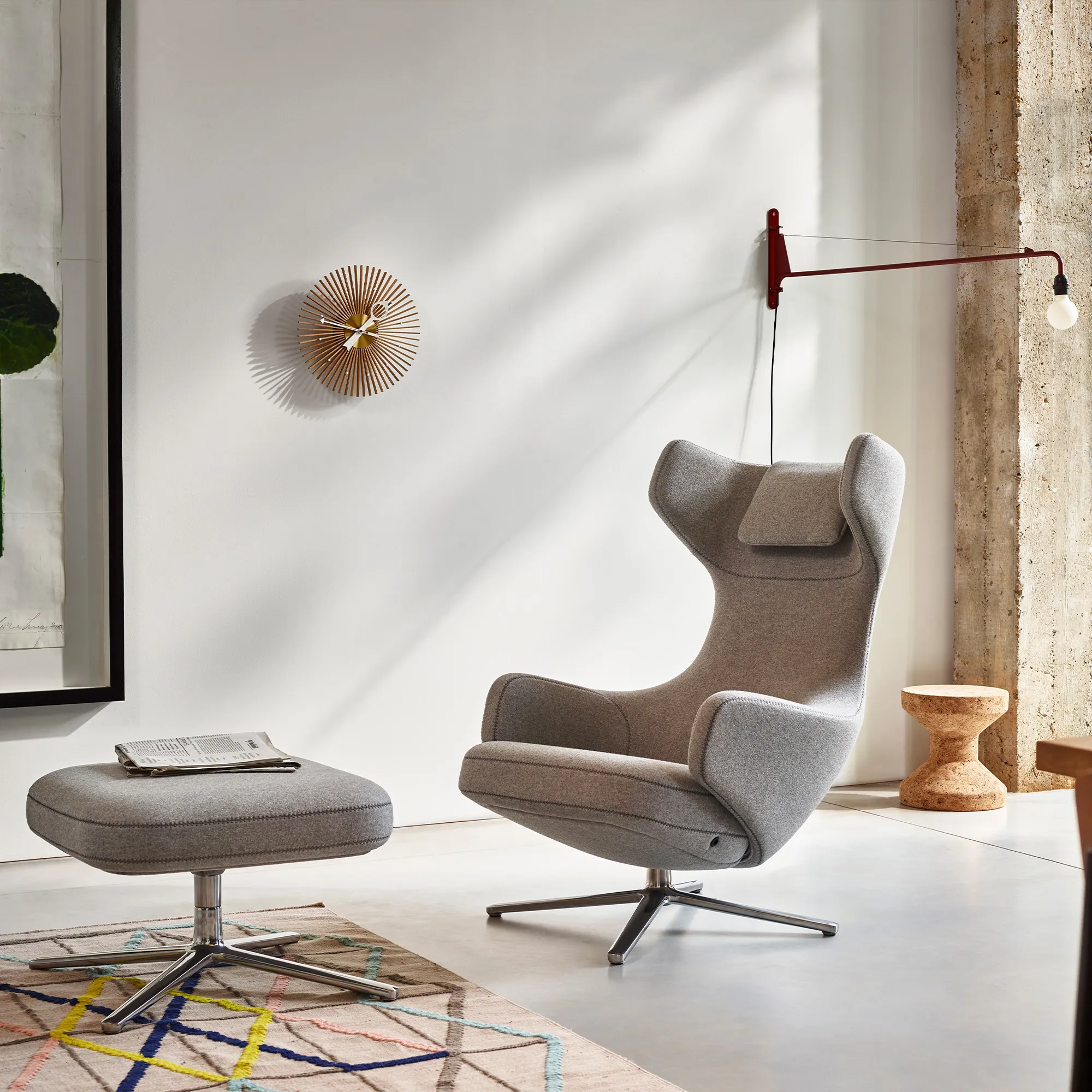 Grand Repos lænestol & Repos Ottoman fodskammel Polished