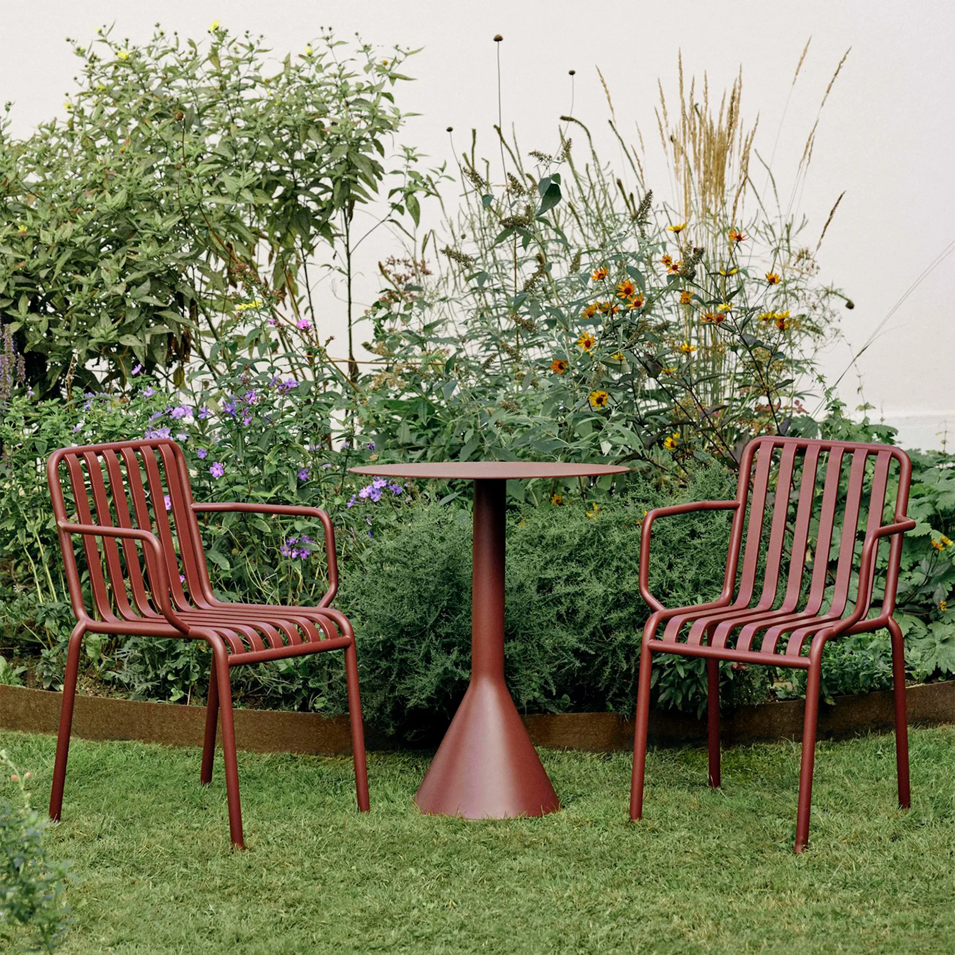 Palissade Cone Table Round - HAY - Ronan & Erwan Bouroullec - NO GA