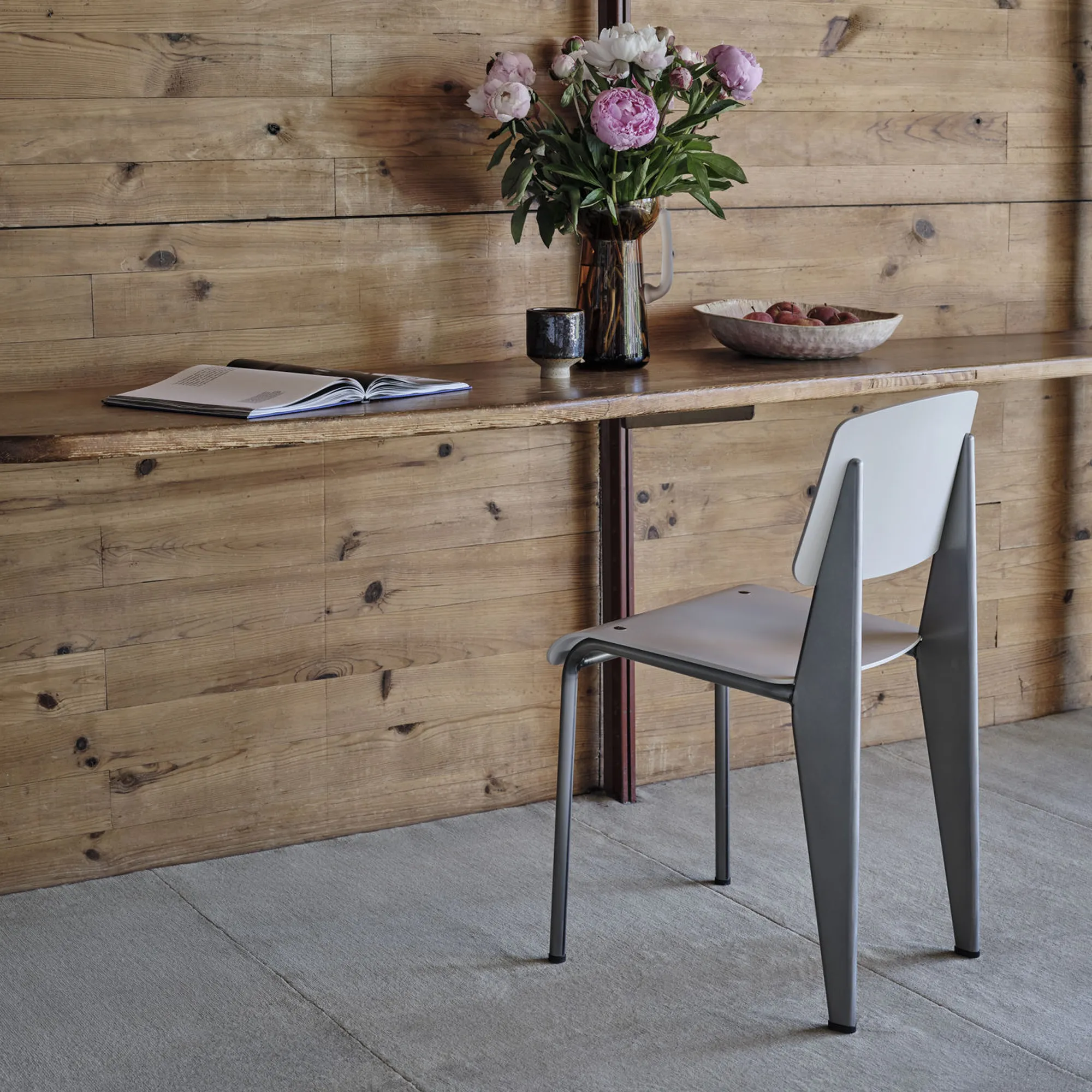 Standard SP ruokatuoli Warm Grey - 6