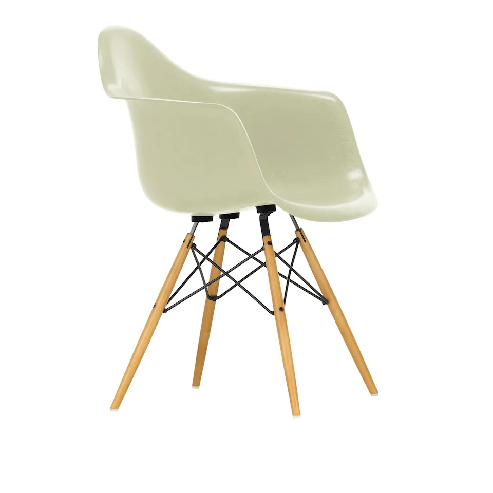 Eames Fiberglass Armchair DAW Golden Maple