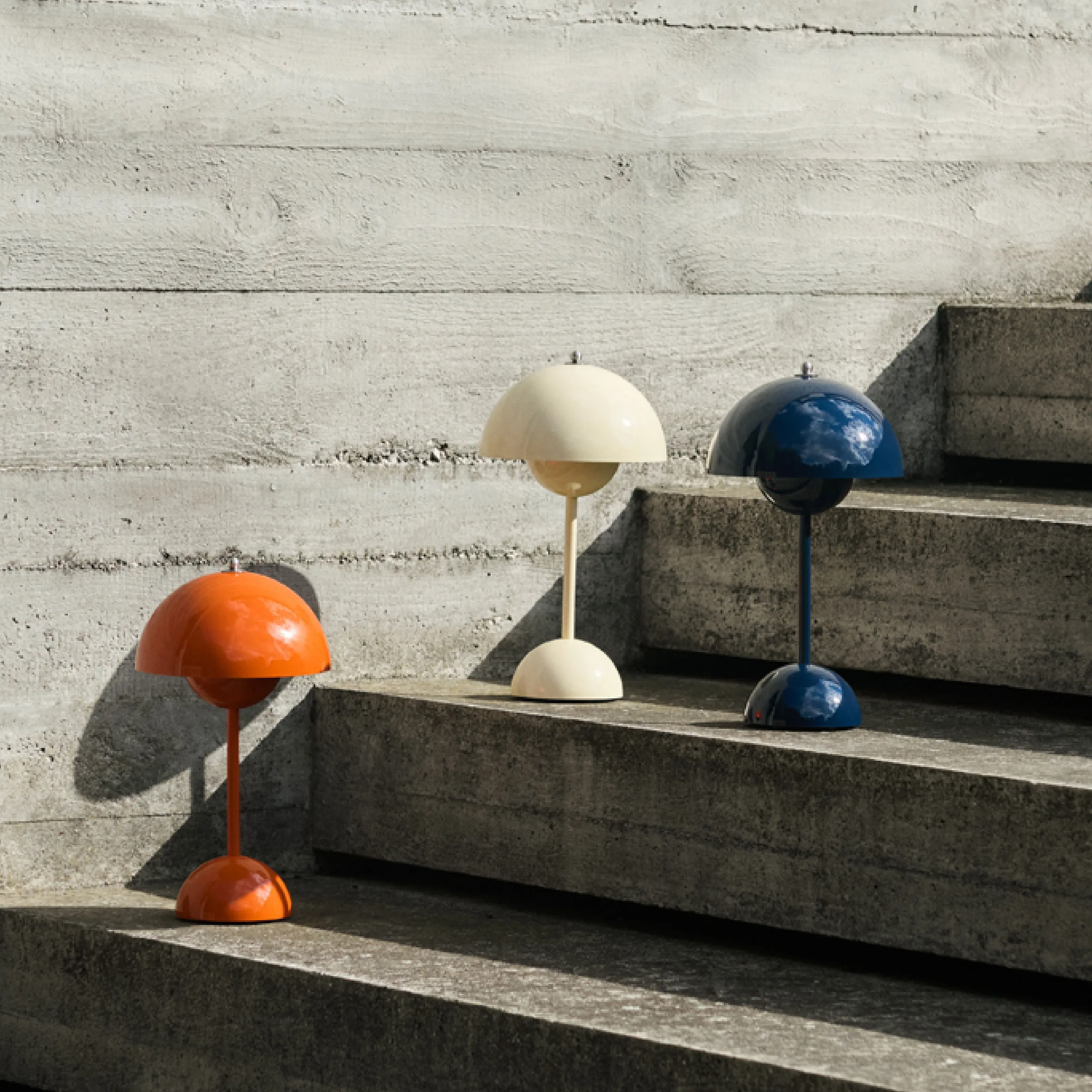 Flowerpot VP3 Table Lamp - 2