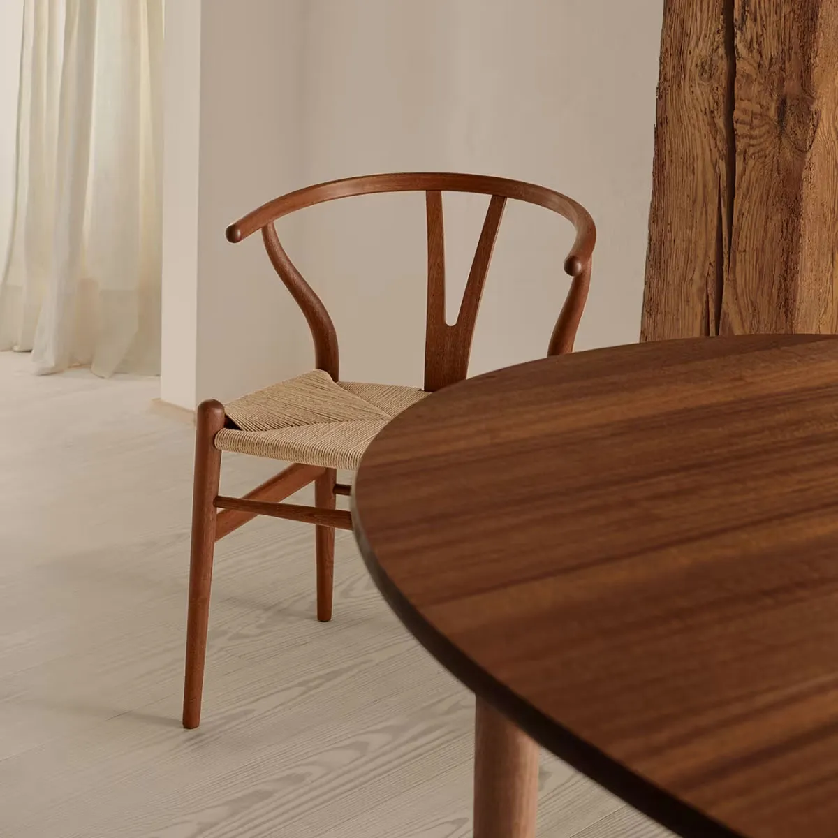 CH337 dining table - 3