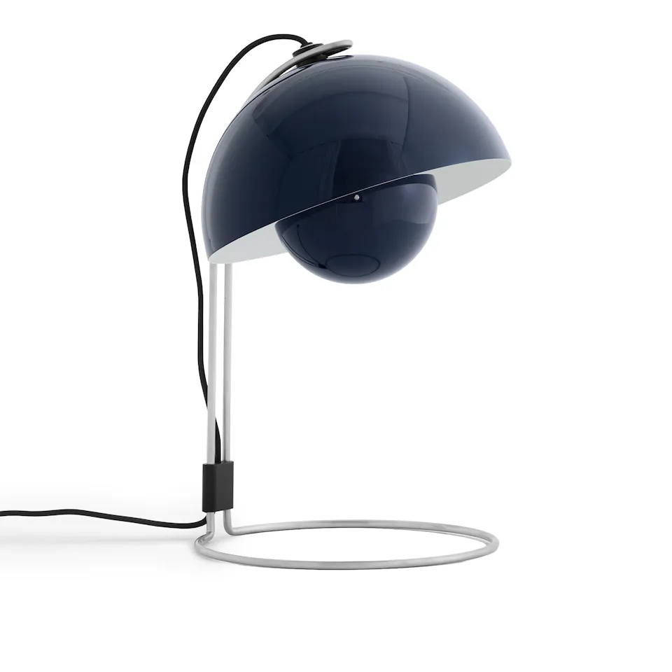 Flowerpot VP4 Desk Lamp