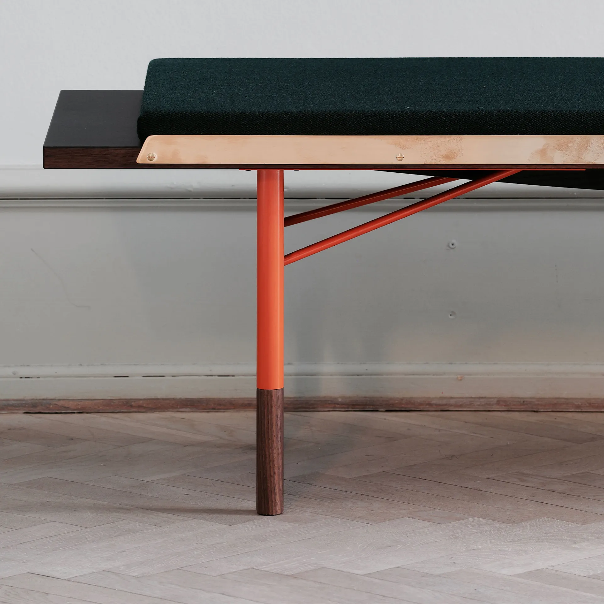 Table Bench Large, With Brass Edges, Oak, Black Steel - House of Finn Juhl - Finn Juhl - NO GA