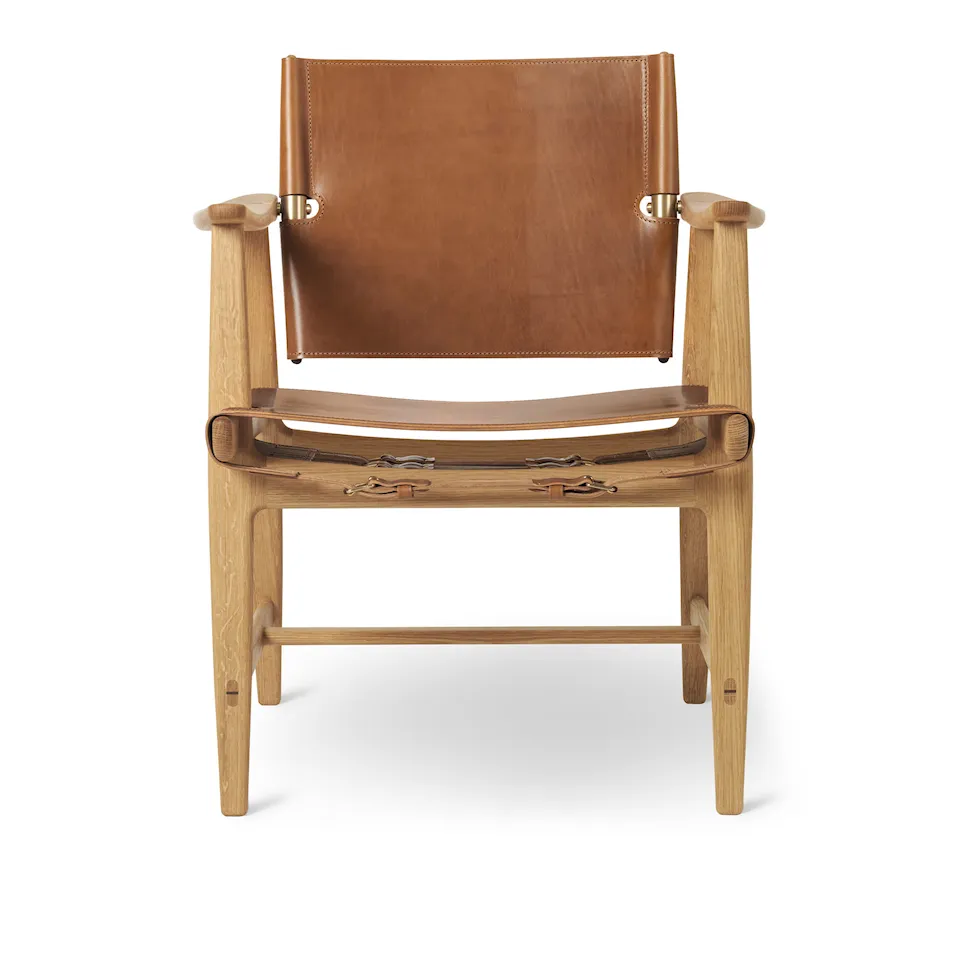 BM1106 Huntsman Chair