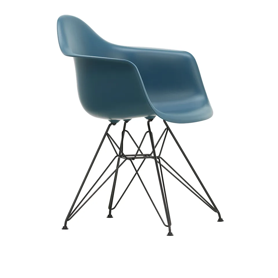 Eames RE Plastic Armchair DAR eetkamerstoel Basic Dark