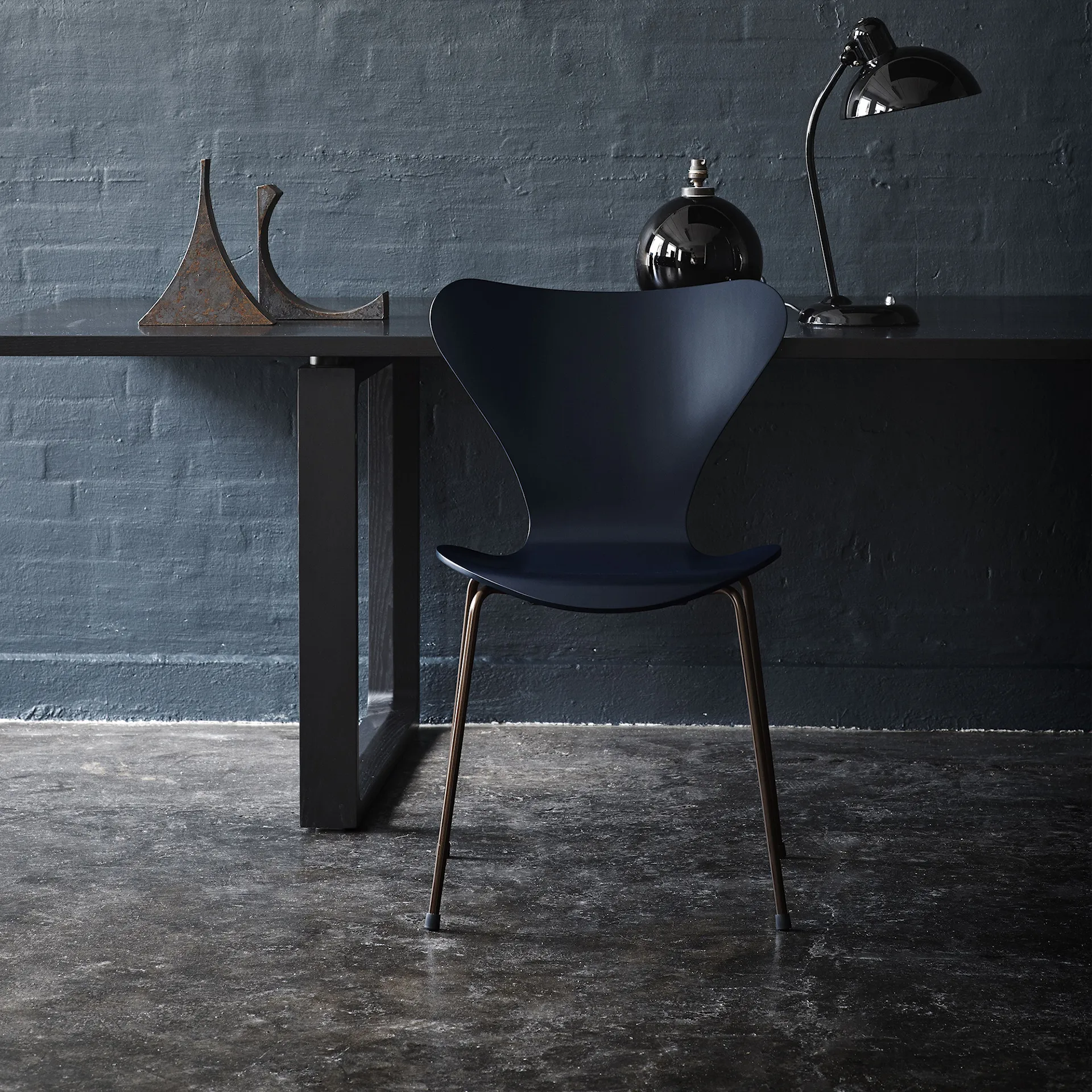 Series 7 chair 3107 beech veneer steel frame brown bronze - Fritz Hansen - Arne Jacobsen - NO GA