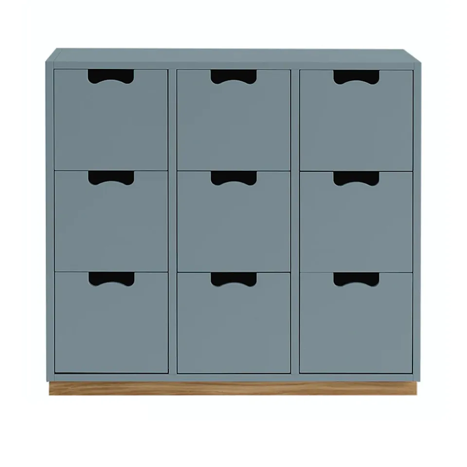 Snow Bureau B3