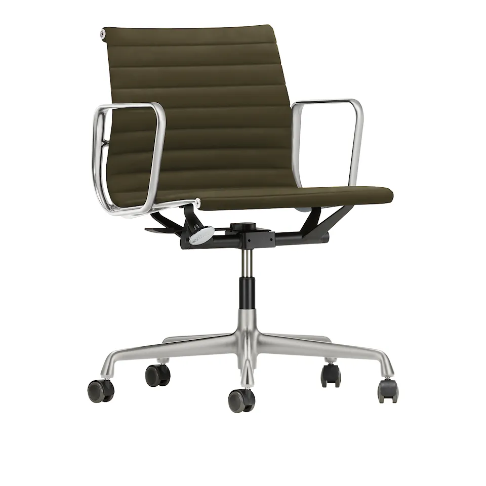 EA 117 Aluminium Chair