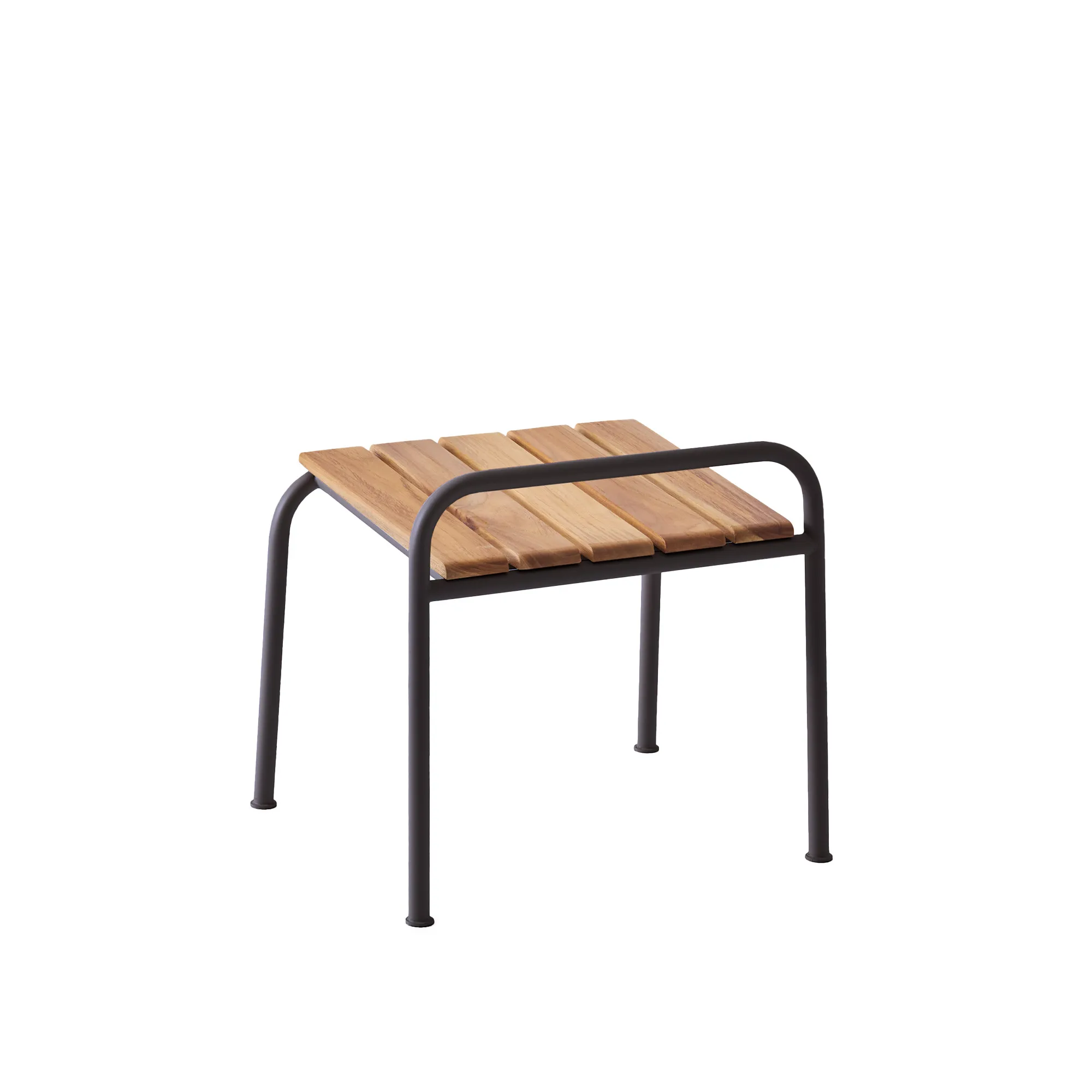 Kallio outdoor lounge chair & footrest