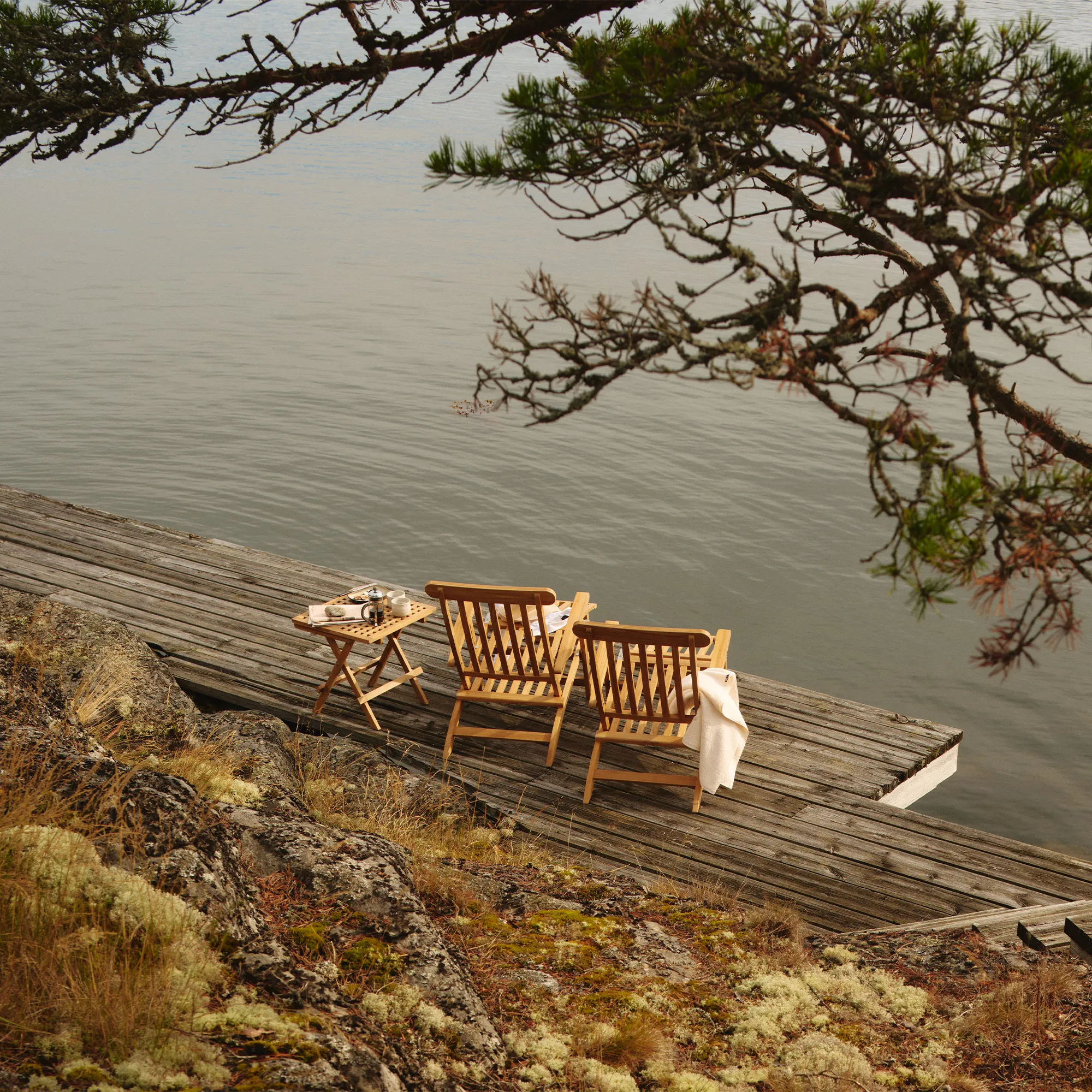 Midsummer vierkante bijzettafel voor buiten en 2 tuinstoelen - 4