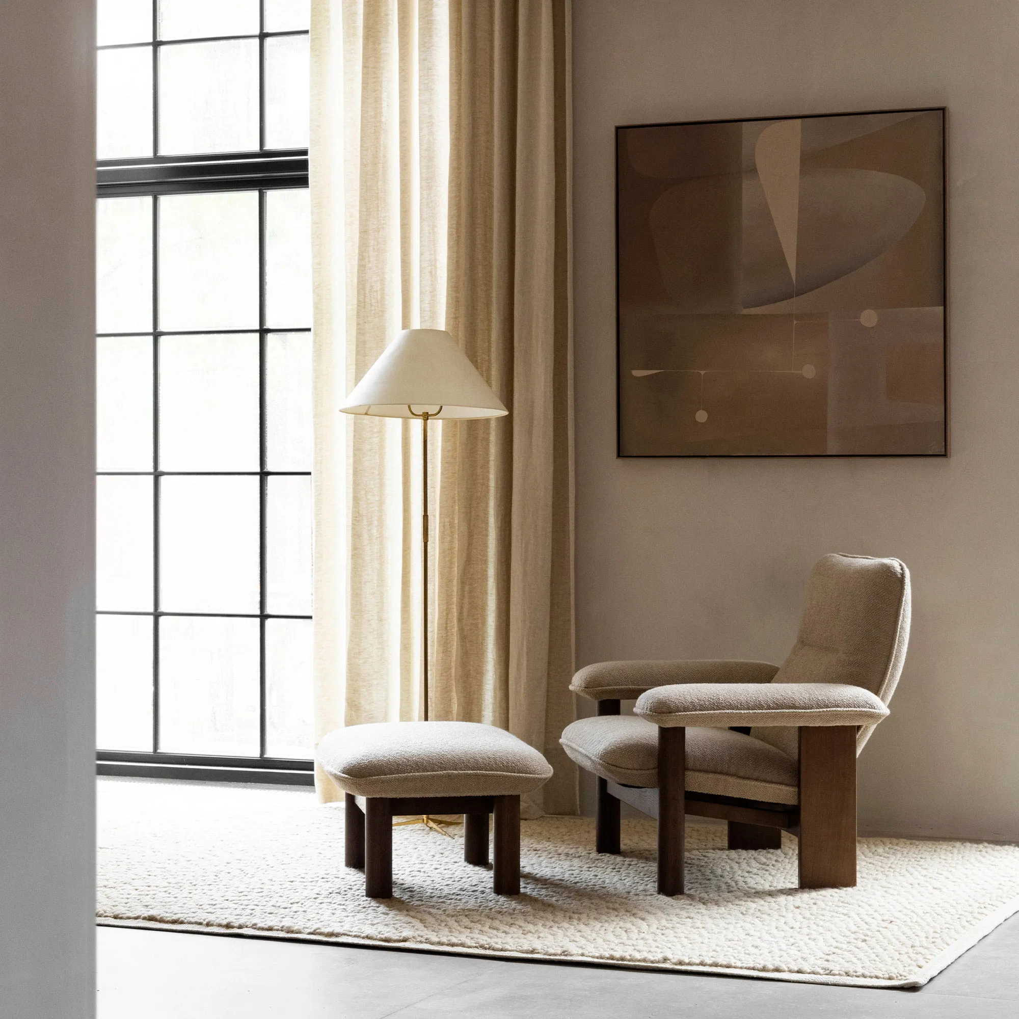 Brasilia Lounge Chair Walnut