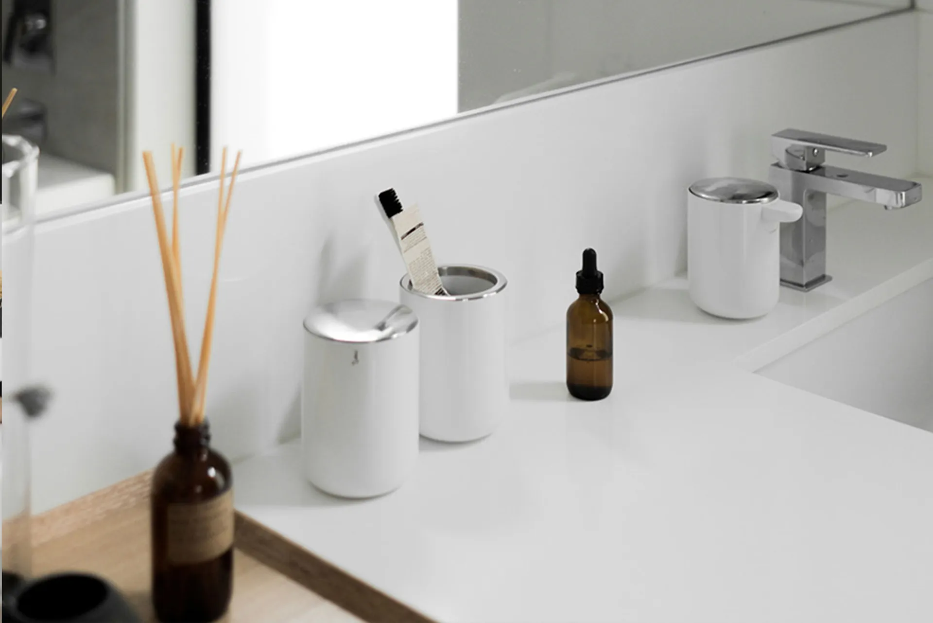 Toothbrush Holder - Audo Copenhagen - NO GA