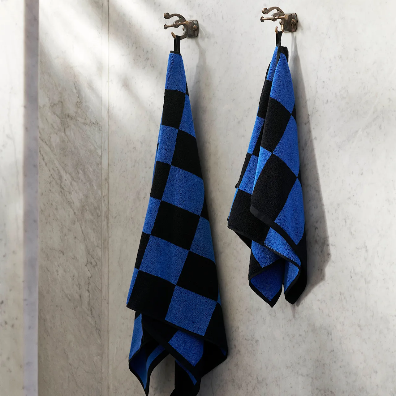 Check Hand Towel / Cobalt blue