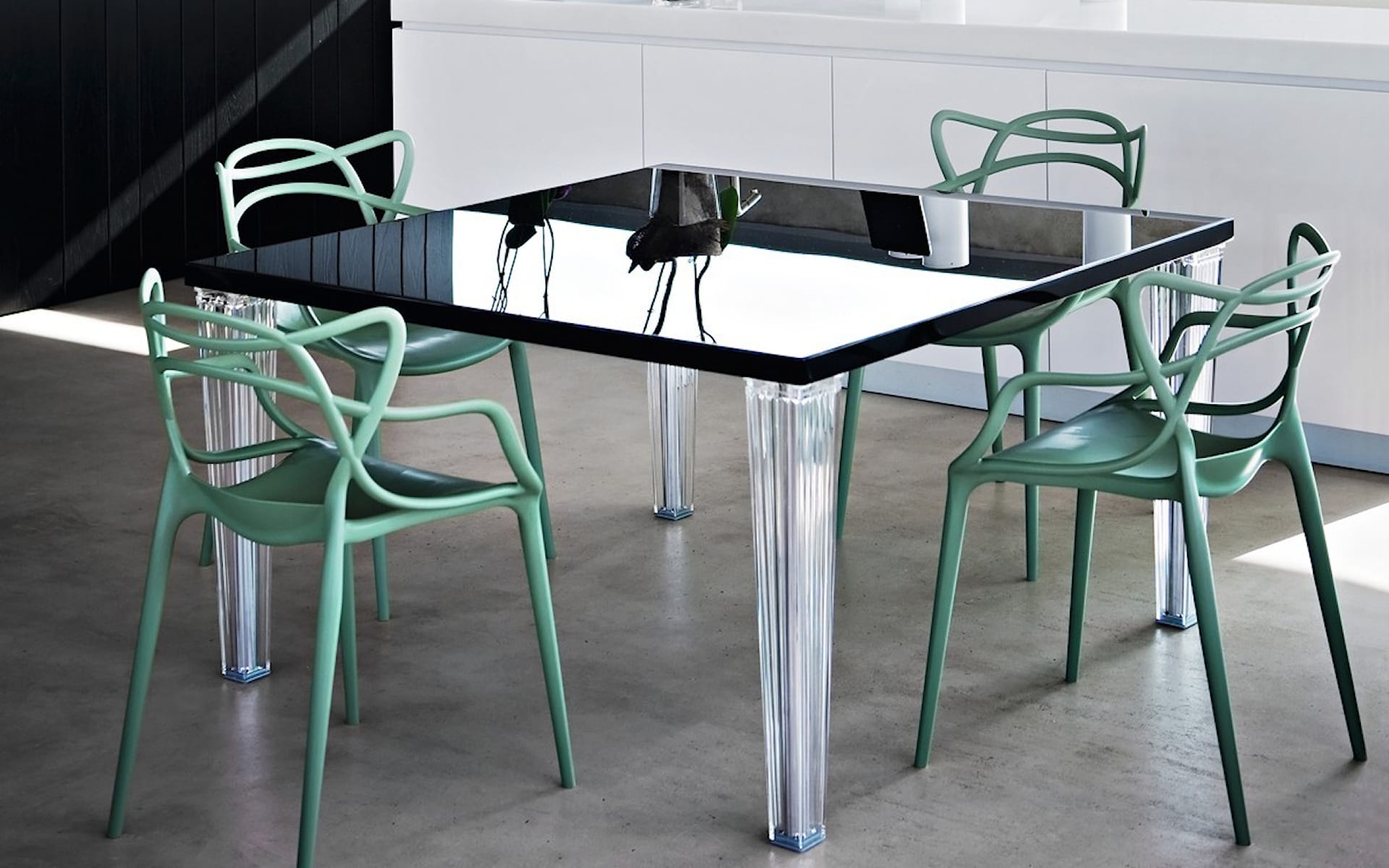 Top Top Dining Table - Kartell - Philippe Starck - NO GA