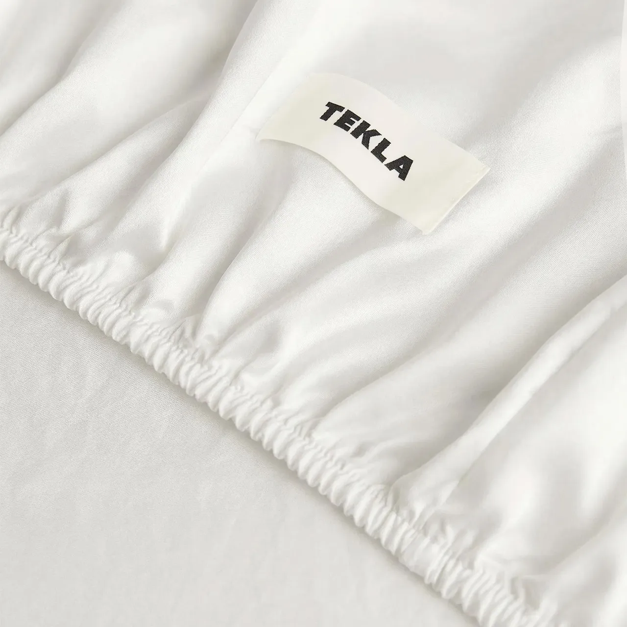 Sateen Cloud White stræklagen